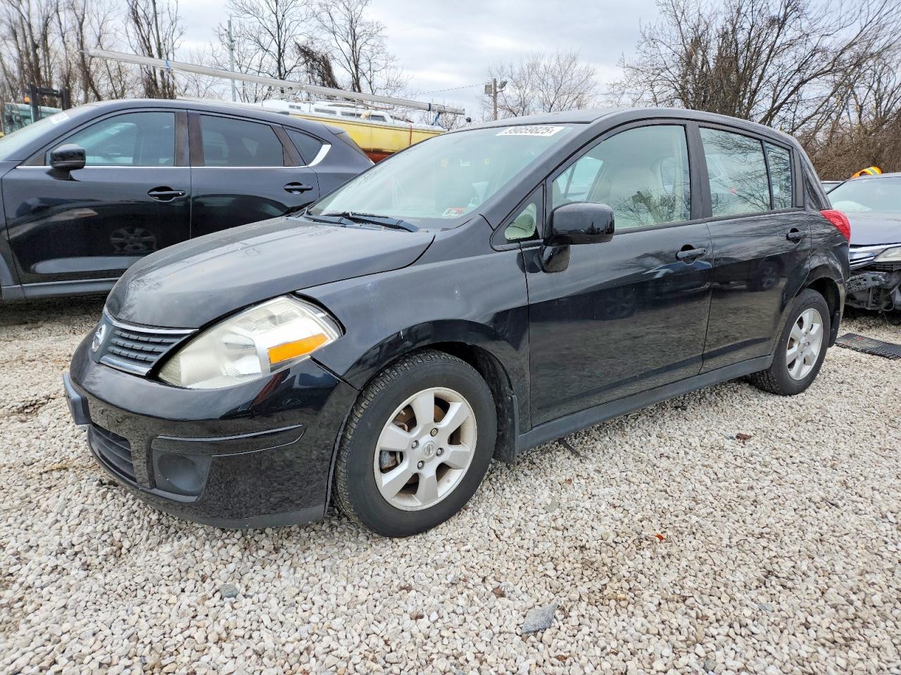 2006 Nissan Versa SL, VIN 3N1BC13E18L354611 — Minor dents and scratches