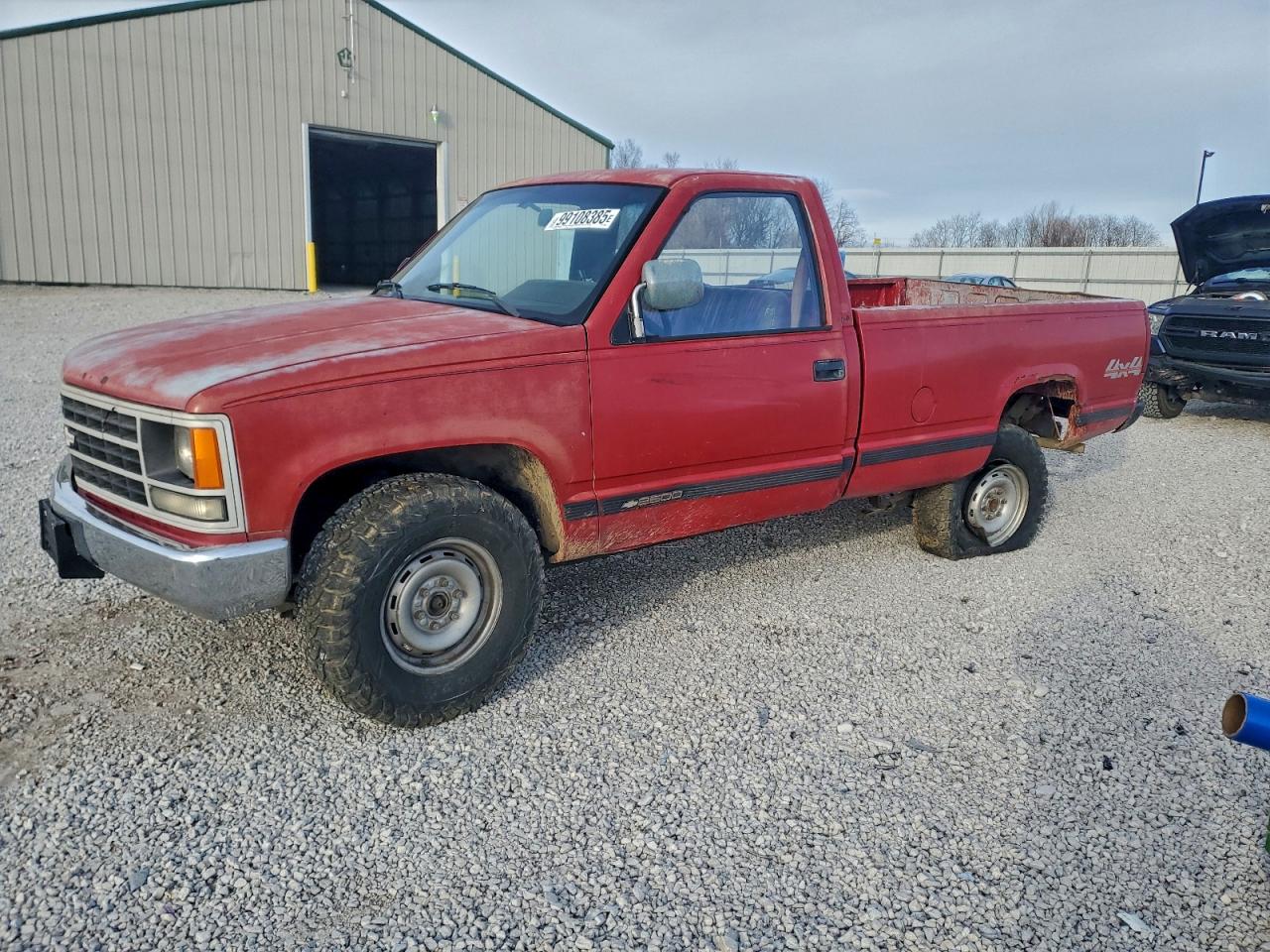 1988 Chevrolet K2500, VIN 2GCFK24HXJ1198673 — Rear end
