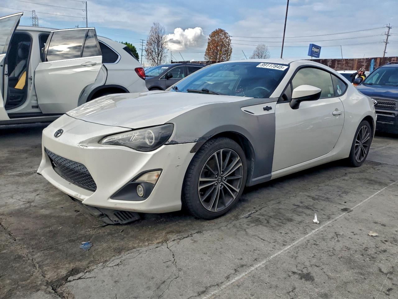2016 Scion FR-S, VIN JF1ZNAA16G8708910 — Front end