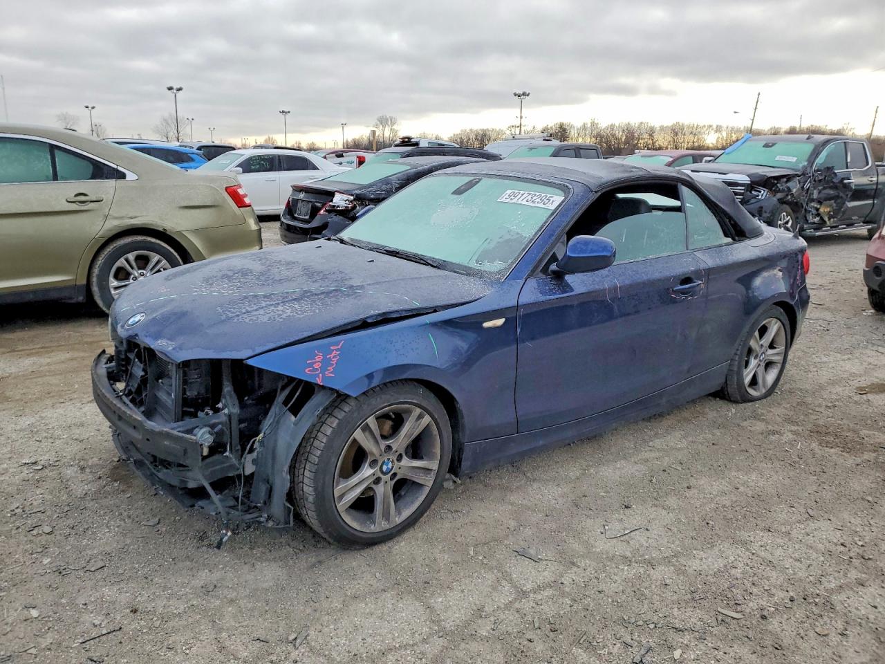 2011 BMW 1 Series 128i, VIN WBAUN1C58BVH82537 — Front end