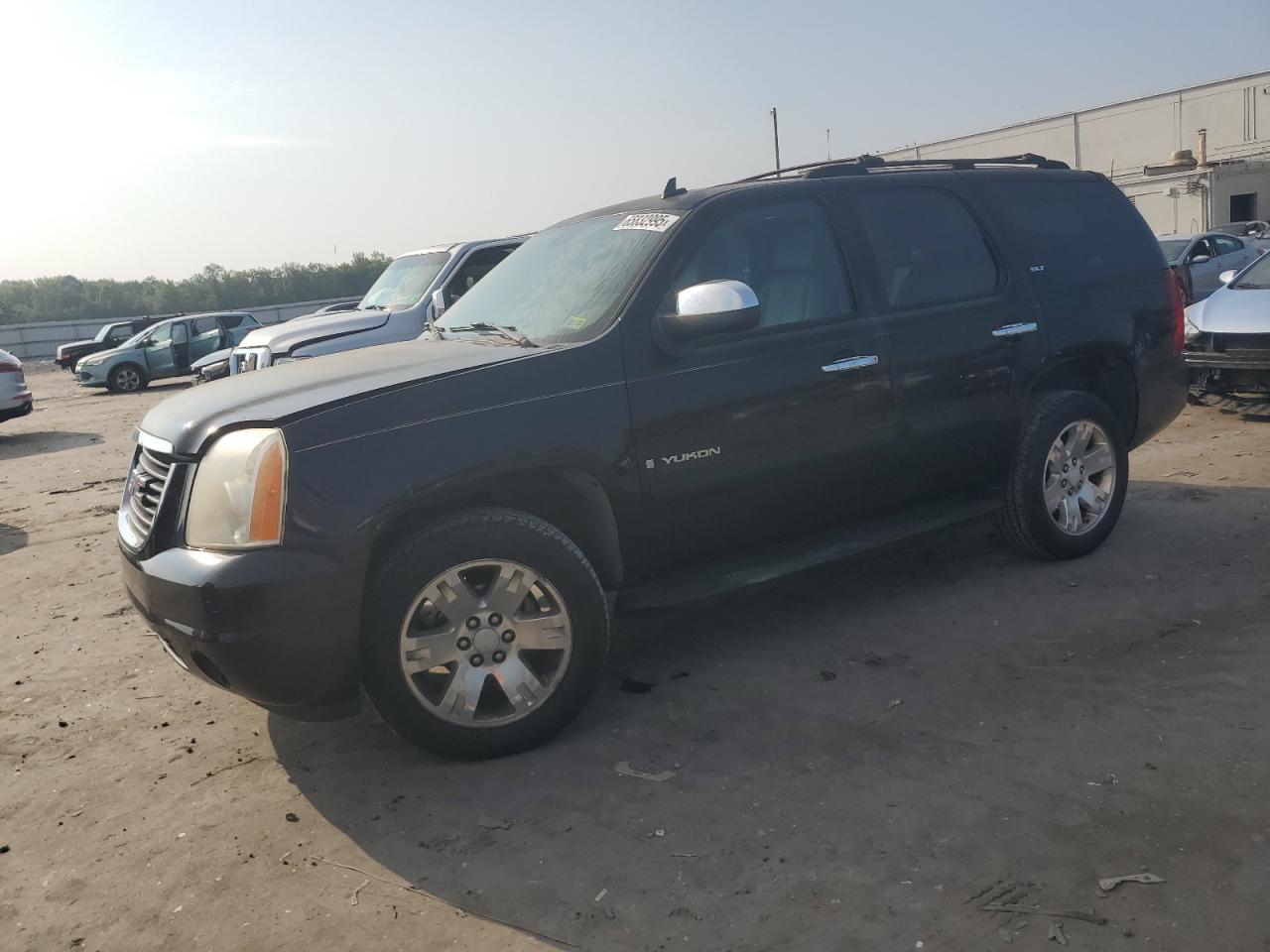 2007 GMC Yukon SLE, VIN 1GKFC13J77R148233 — Minor dents and scratches