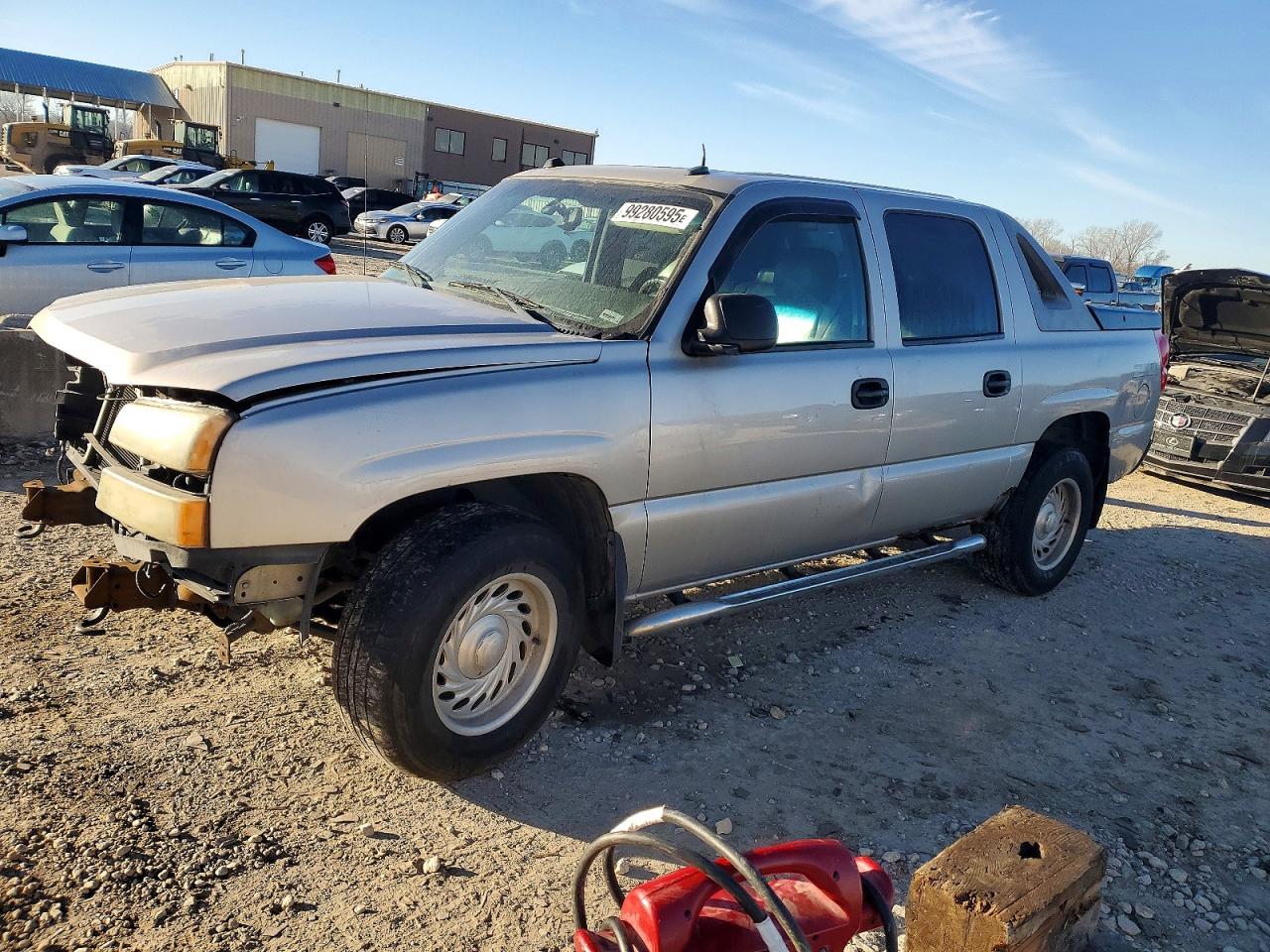 2004 Chevrolet Avalanche Z71, VIN 3GNEK12T24G165358 — Front end
