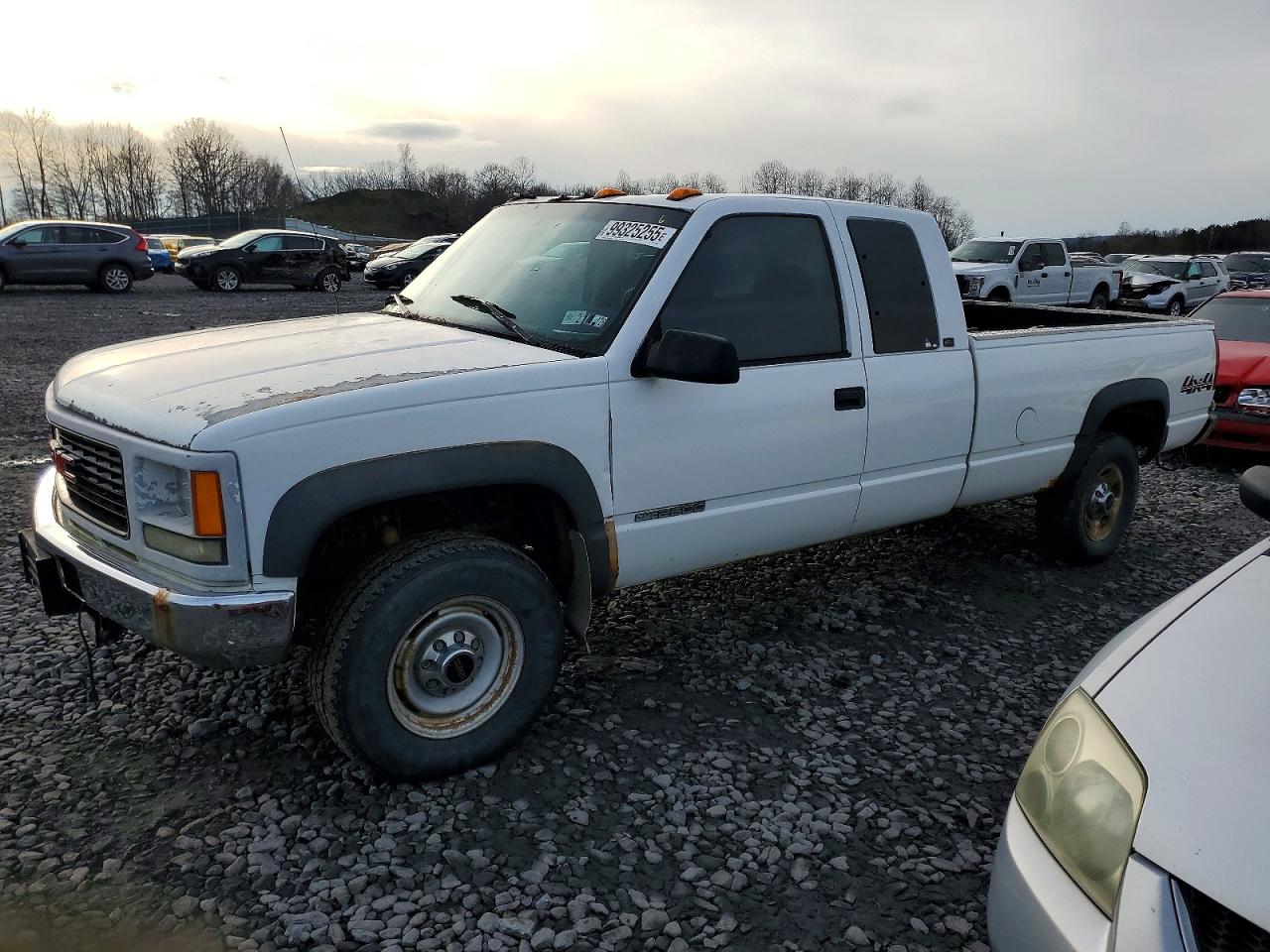 1996 GMC Sierra 1500, VIN 1GTGK29F6TE518889 — Roof
