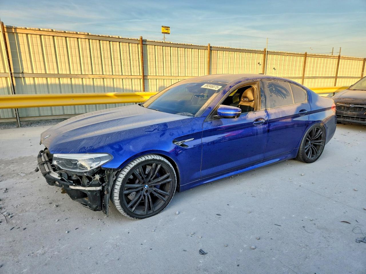 2018 BMW M5, VIN WBSJF0C59JB282440 — Перед