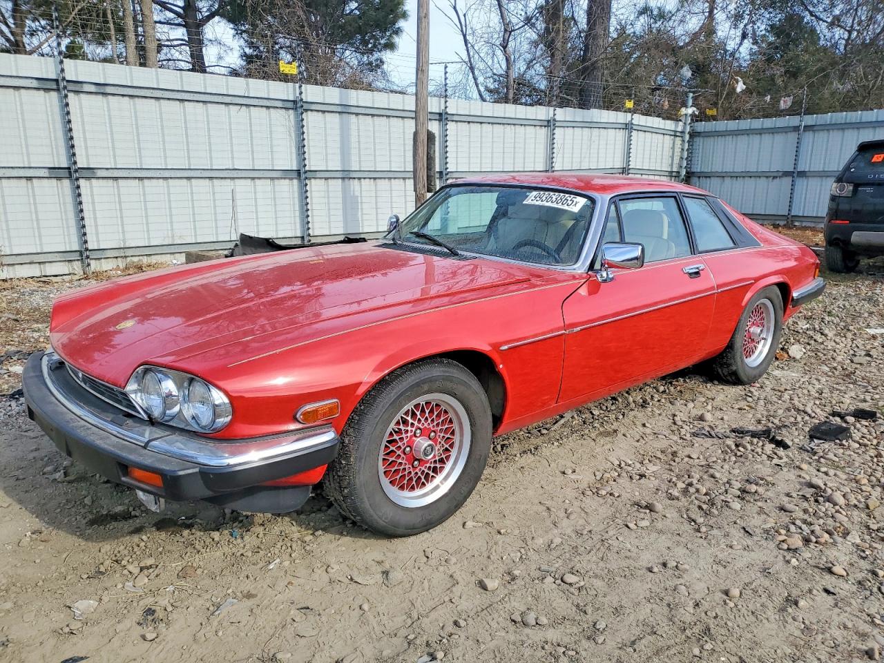 1989 Jaguar XJS, VIN SAJTY5840KC164278 — Minor dents and scratches