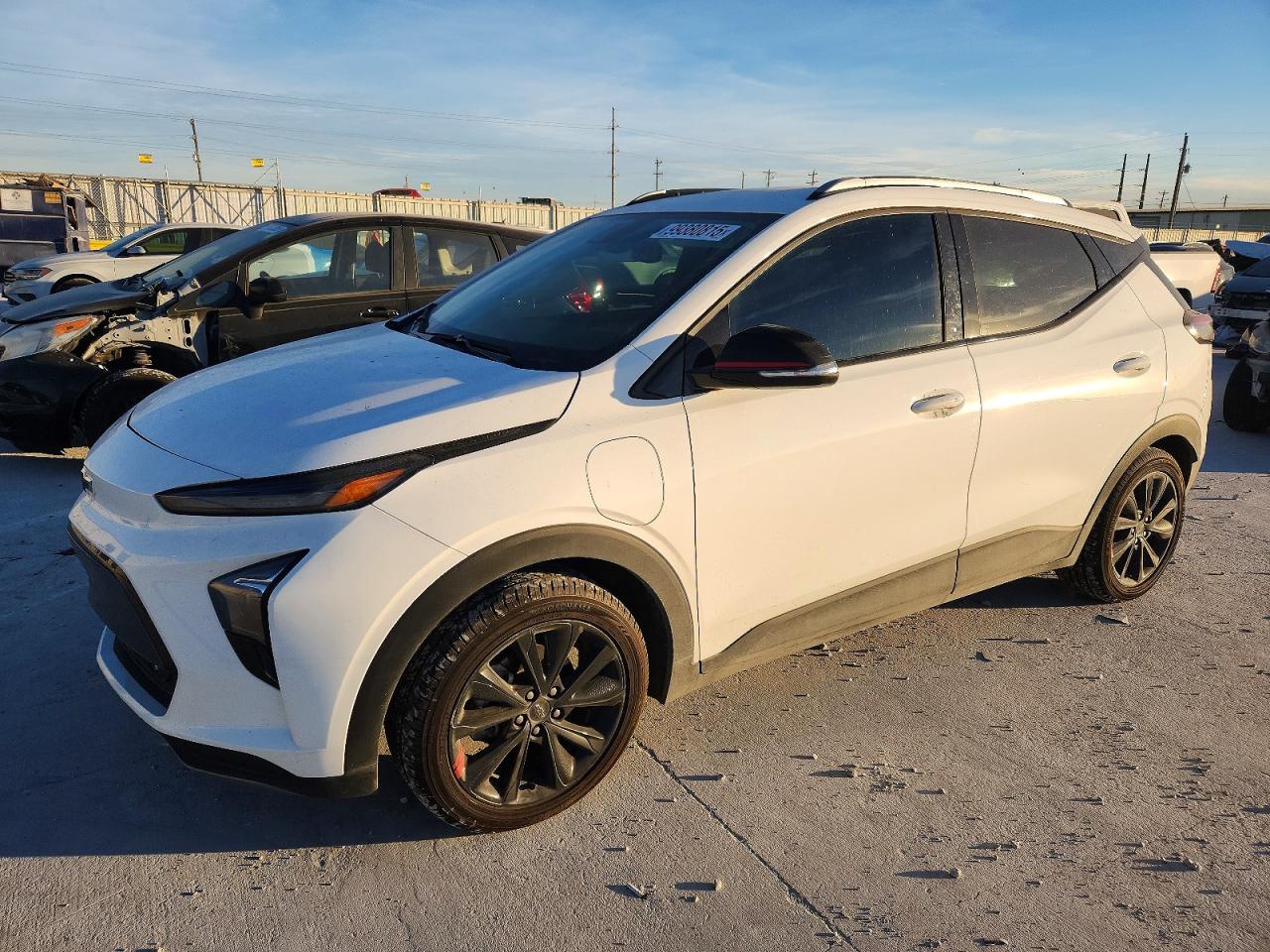 2023 Chevrolet Bolt EUV LT, VIN 1G1FY6S02P4171895 — Side