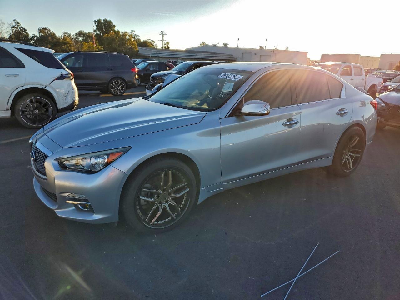 2016 Infiniti Q50 2.0t Base, VIN JN1CV7AP6GM202558 — Auction photo