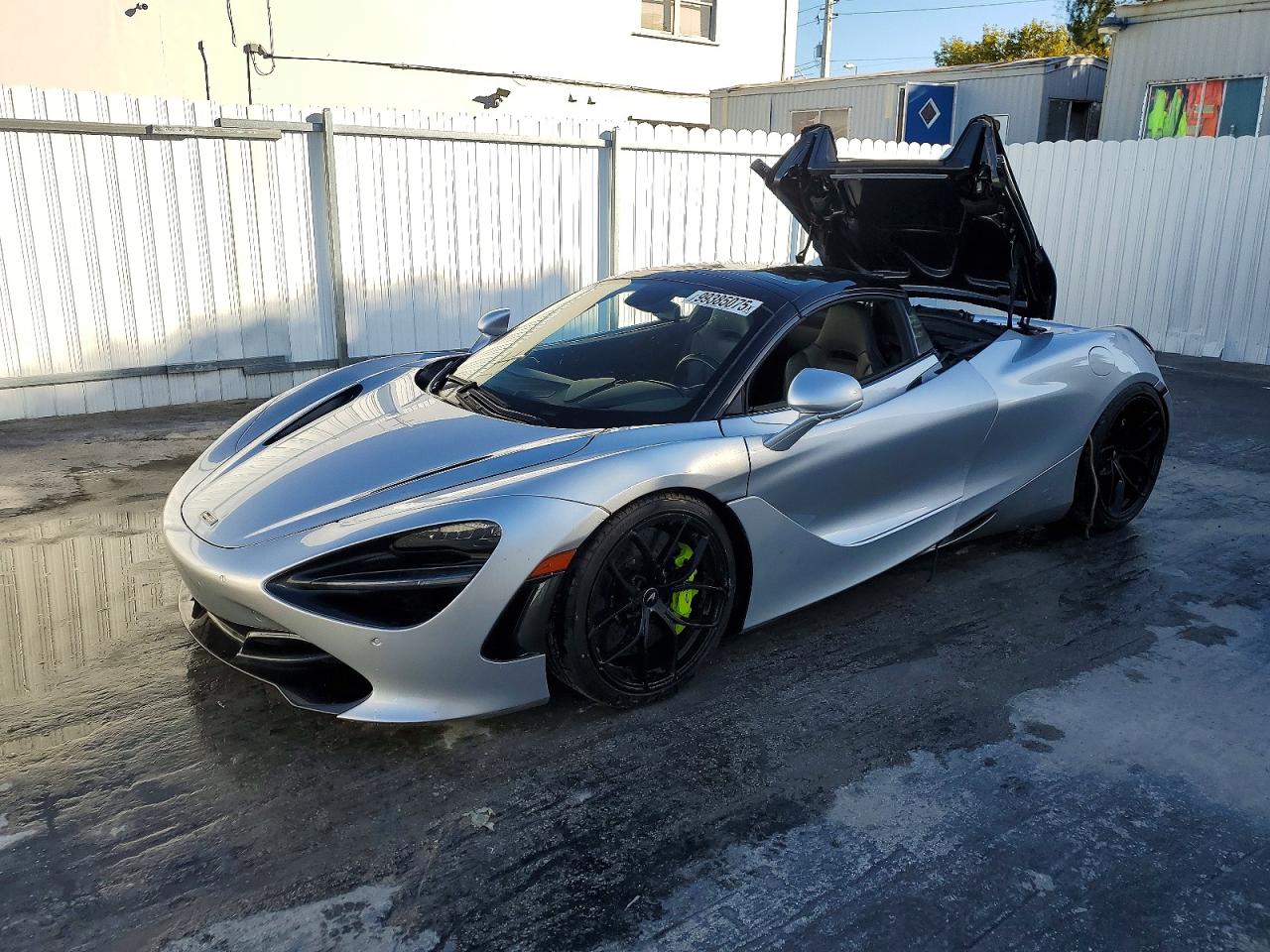 2020 McLaren 720S, VIN SBM14FCA0LW005594 — Water / flood