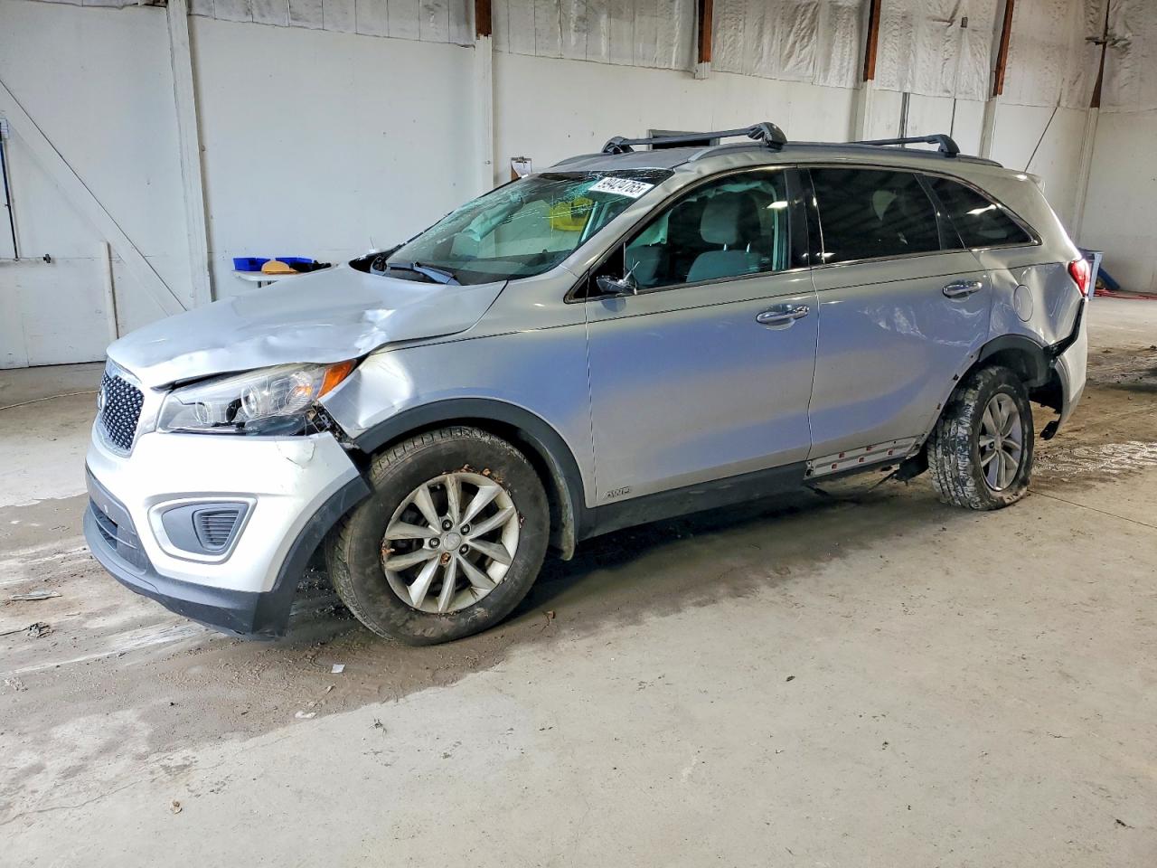 2016 Kia Sorento LX, VIN 5XYPGDA36GG008408 — Front end