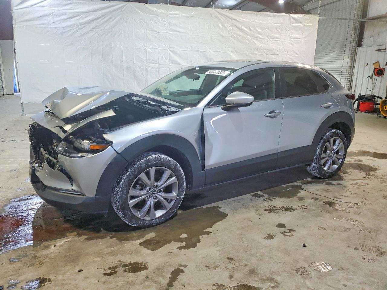 2021 Mazda CX-30 Preferred, VIN 3MVDMBCL1MM250548 — Front end