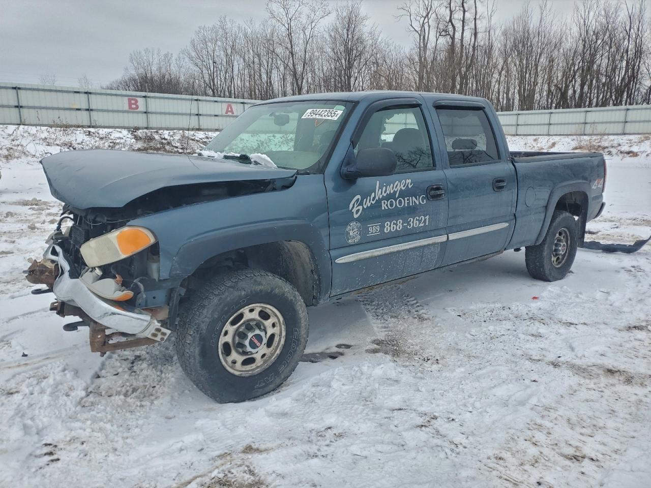 2006 GMC Sierra 1500HD SLE1, VIN 1GTGK13U66F242990 — Front end