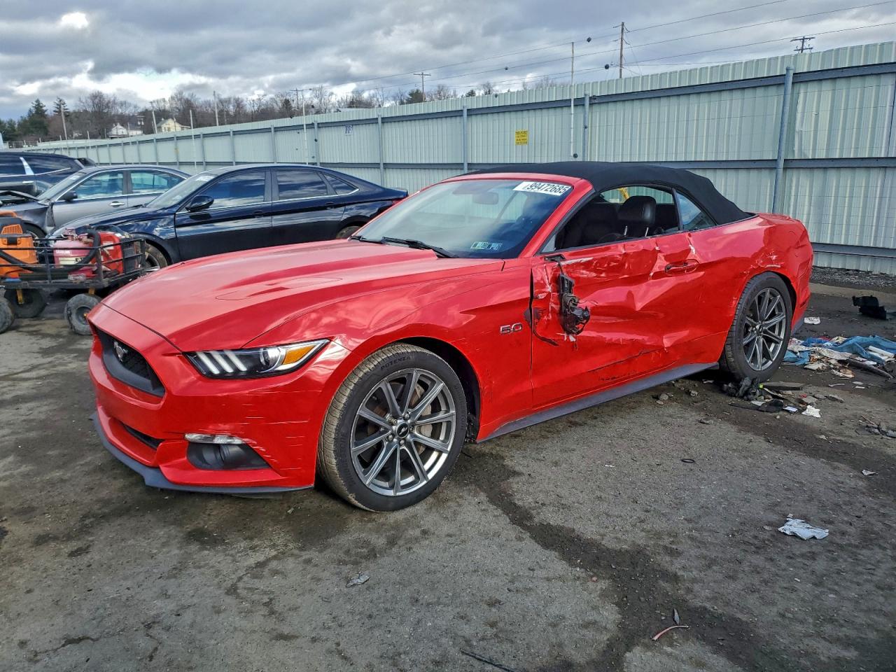 2015 Ford Mustang GT Premium, VIN 1FATP8FF6F5402075 — Side