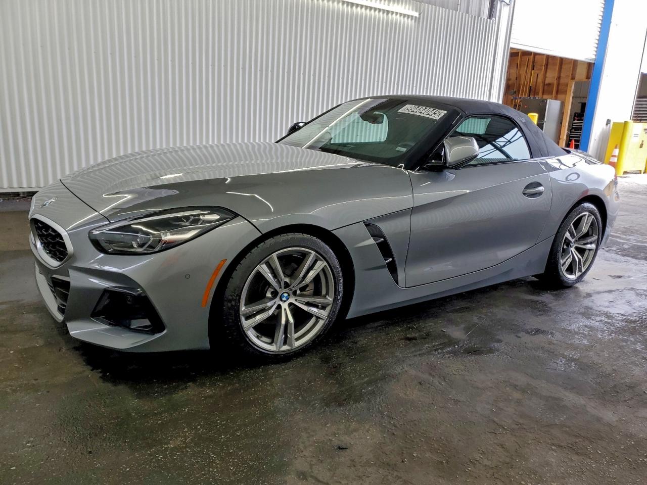 2026 BMW Z4 sDrive30i, VIN WBAHF3C09TWY50951 — Перед