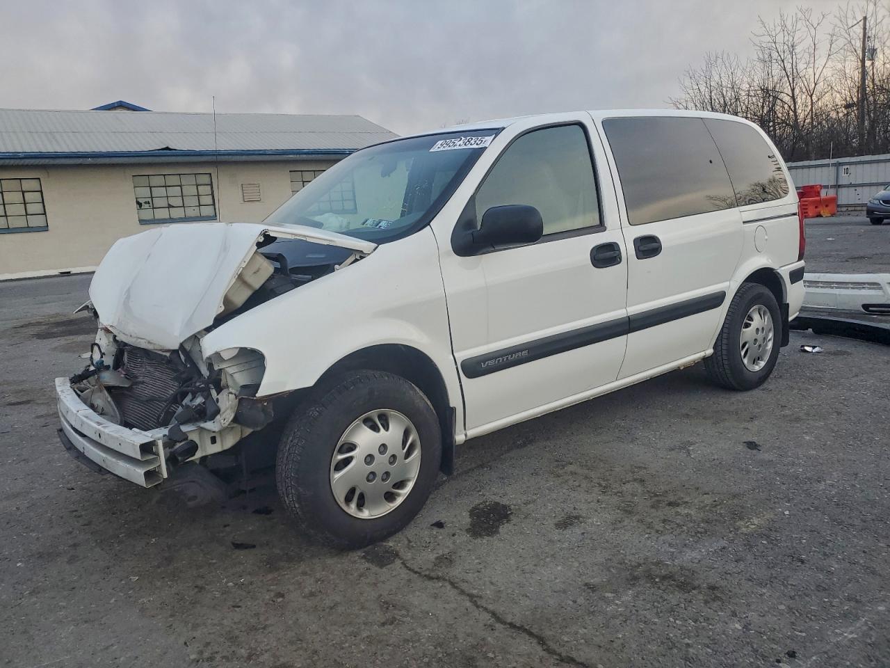 2003 Chevrolet Venture 1SA, VIN 1GNDU03E13D183815 — Front end