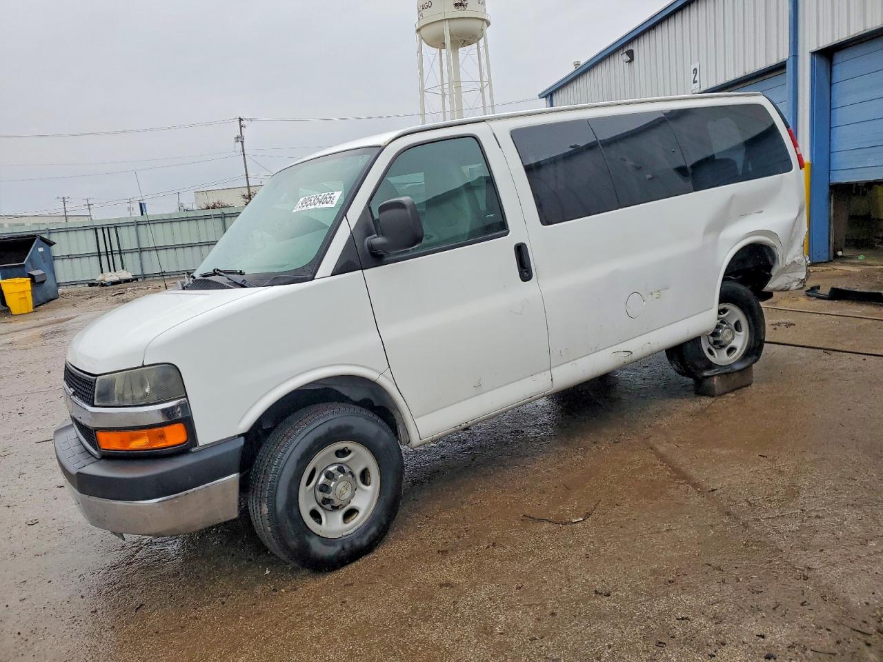 2013 Chevrolet Express Passenger 1LT, VIN 1GAZGYFG0D1185715 — Rear end