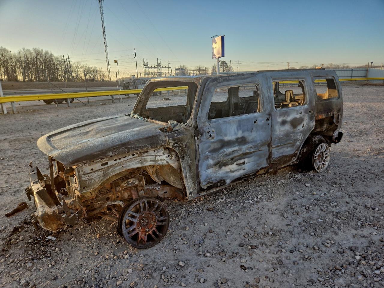 2009 Hummer H3 Adventure, VIN 5GTEN13E998134338 — Burn