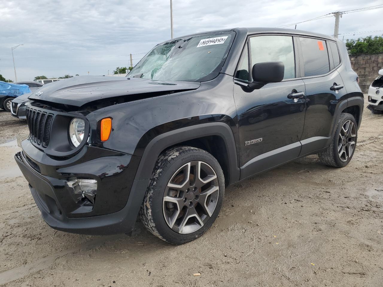 2021 Jeep Renegade Sport, VIN ZACNJCAB1MPM30587 — Перед