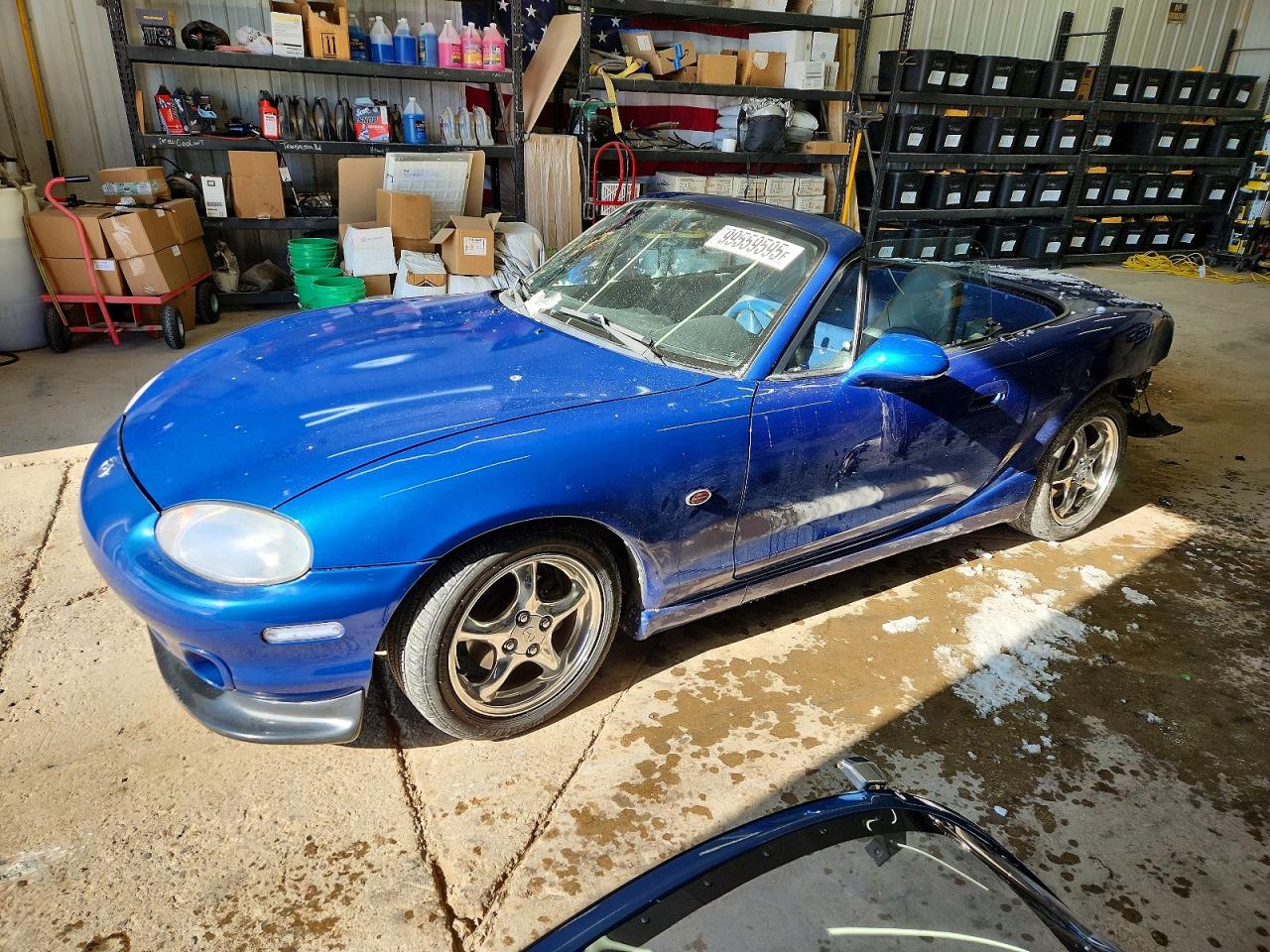 1999 Mazda MX-5 Miata, VIN JM1NB3530X0131184 — Rear end