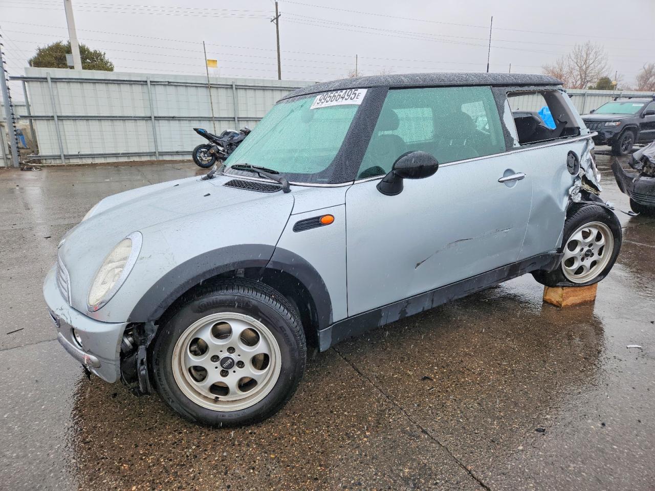 2002 MINI Hardtop, VIN WMWRC33492TC31737 — Rear end
