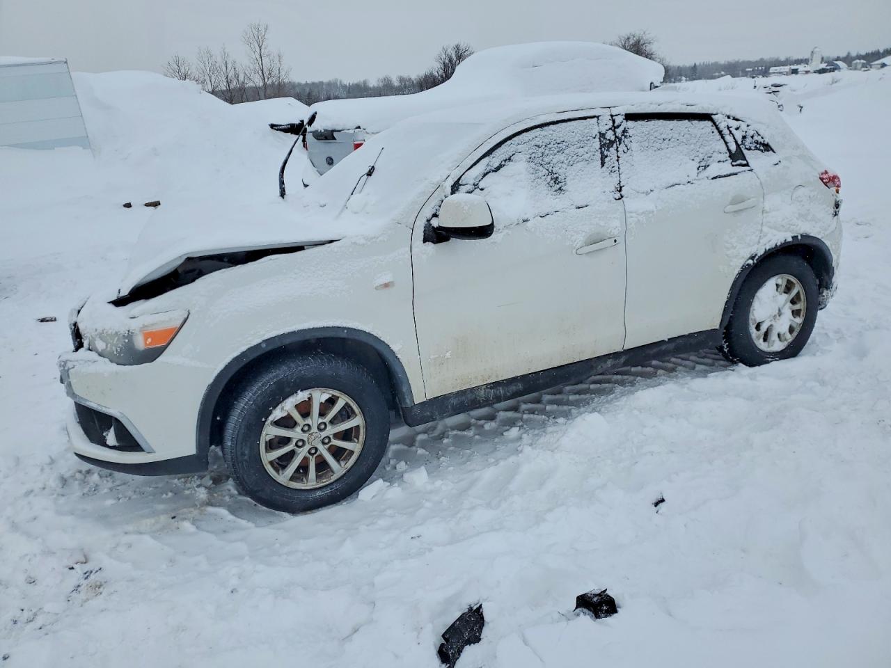 2017 Mitsubishi Outlander Sport SE, VIN JA4AJ3AUXHZ608064 — Front end