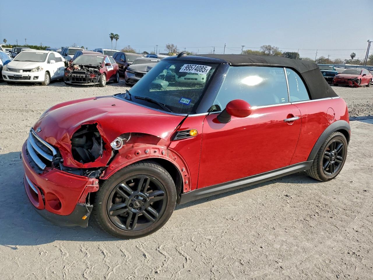 2014 MINI Convertible, VIN WMWZN3C51ET861479 — Перед