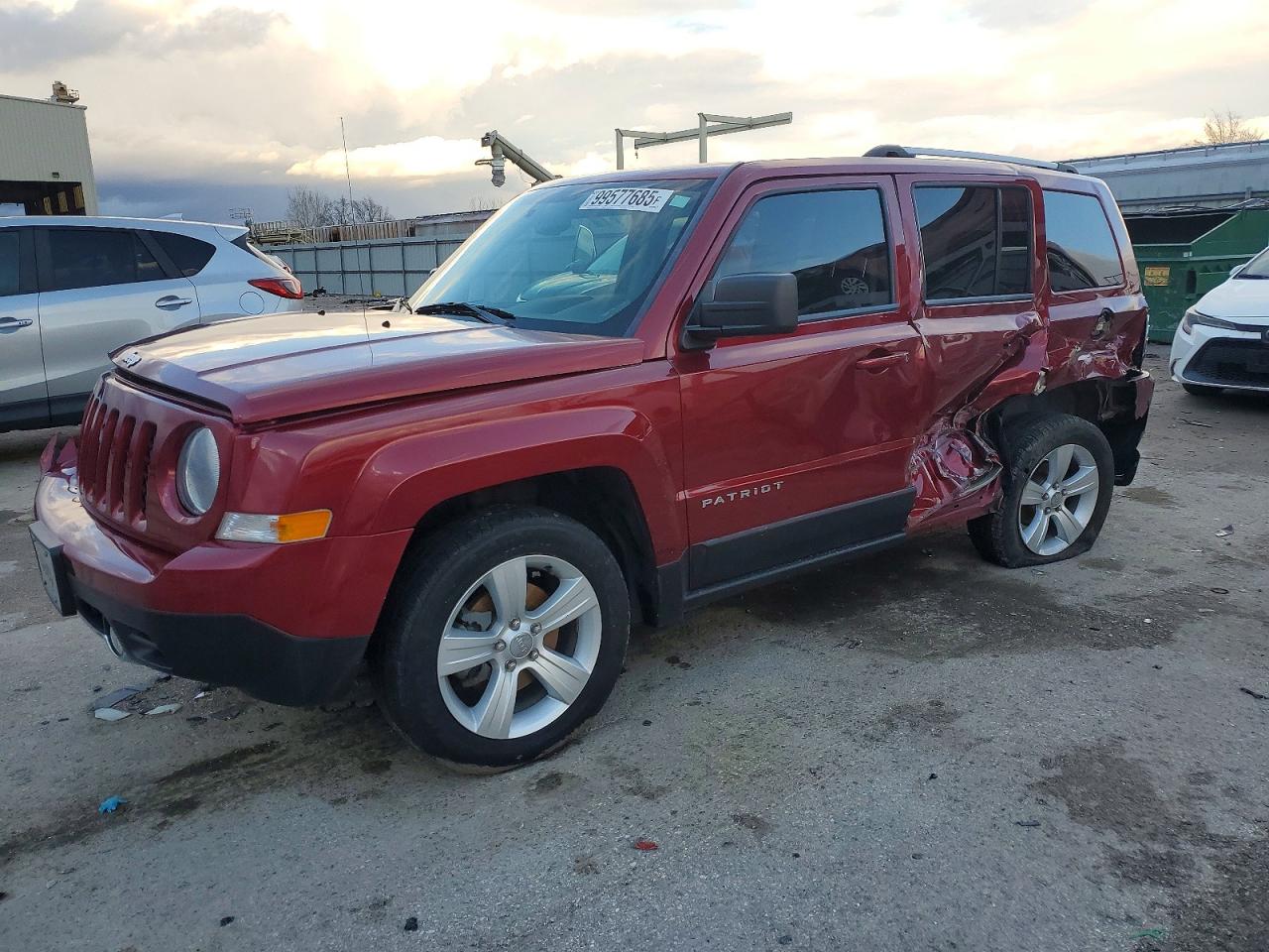 2014 Jeep Patriot Limited, VIN 1C4NJPCB5ED739924 — Front end