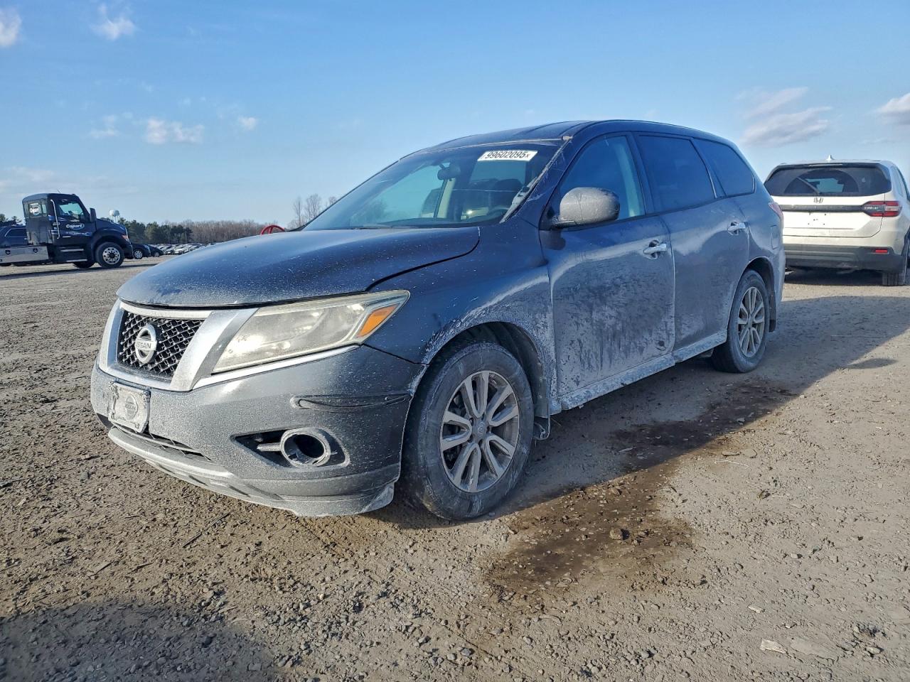 2014 Nissan Pathfinder SL, VIN 5N1AR2MN5EC718754 — Перед