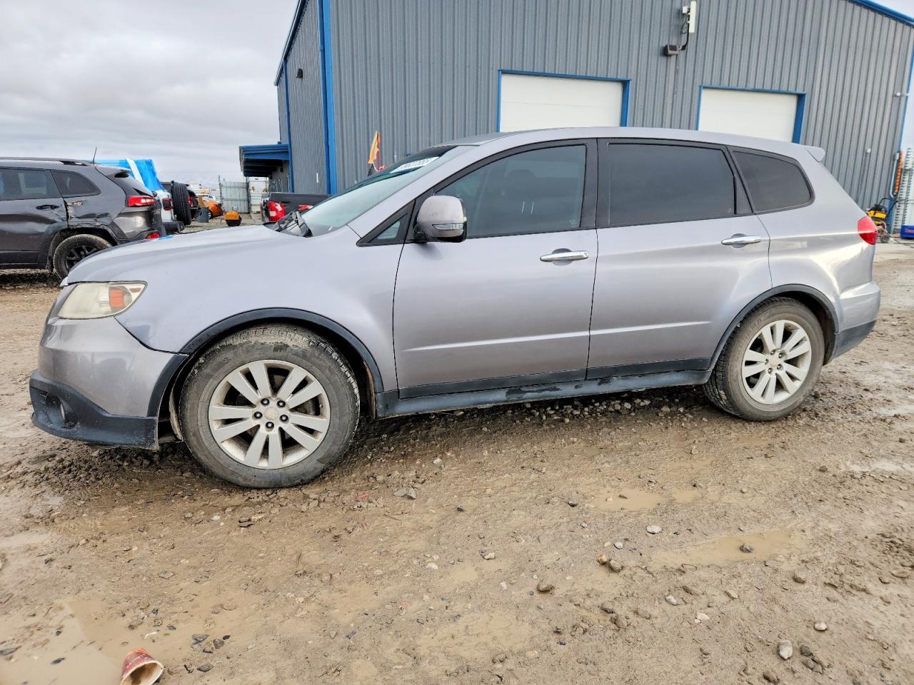 2008 Subaru Tribeca 5-Pass, VIN 4S4WX91D384406527 — Front end