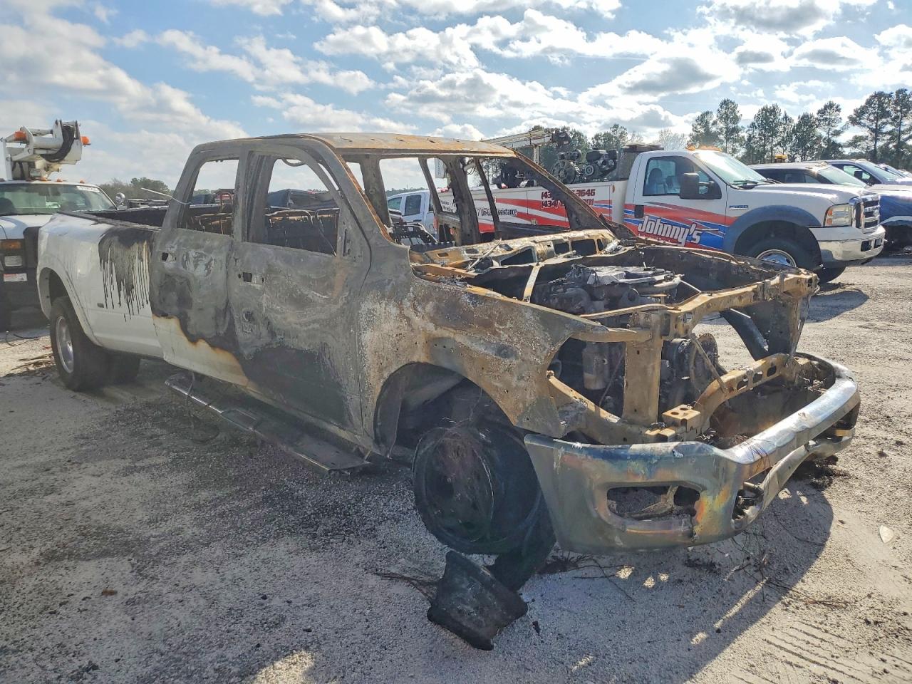 2022 Ram 3500 Laramie, VIN 3C63RRJL9NG156631 — Burn
