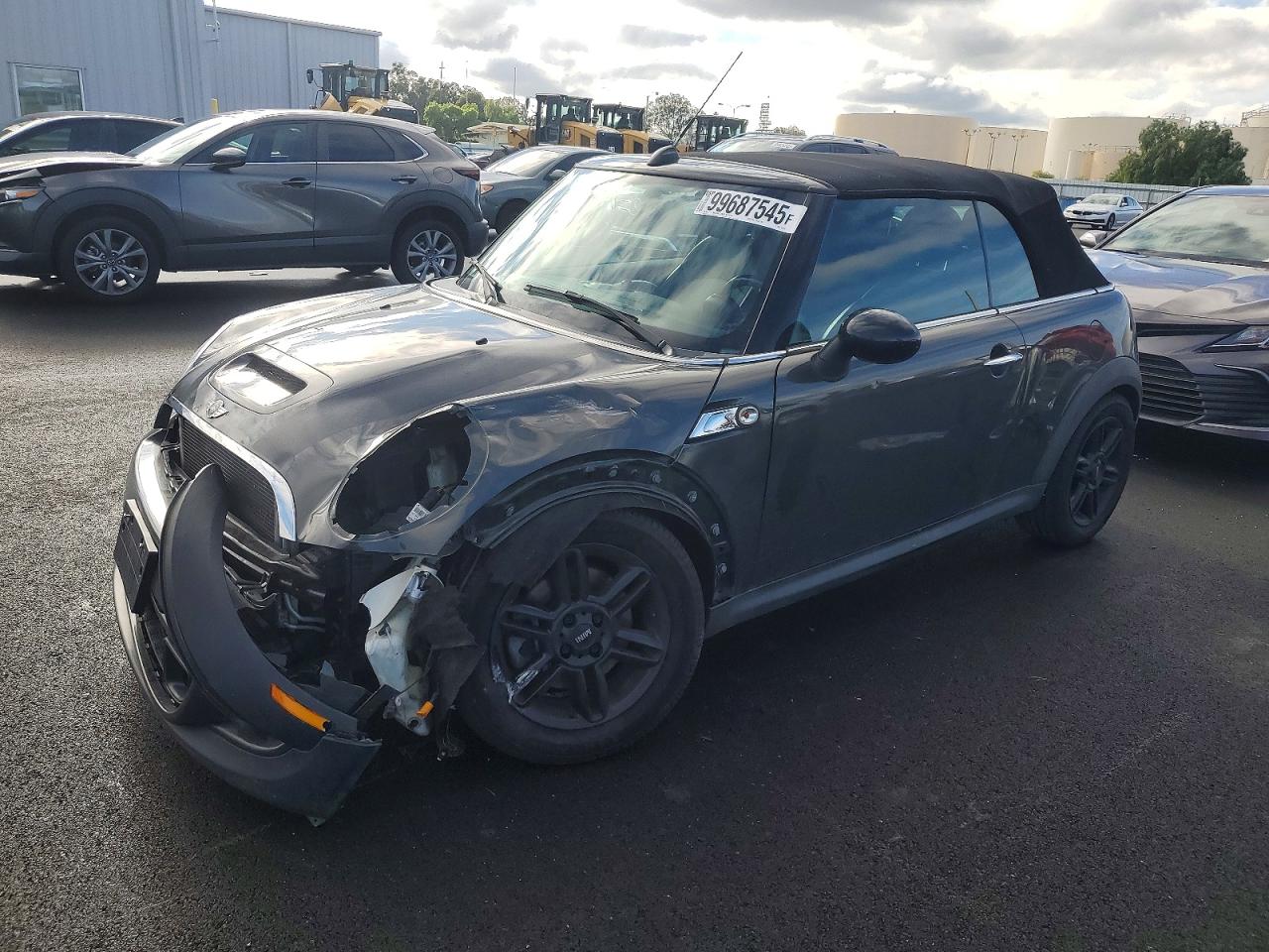2014 MINI Convertible S, VIN WMWZP3C55ET706380 — Auction photo 1 of 4