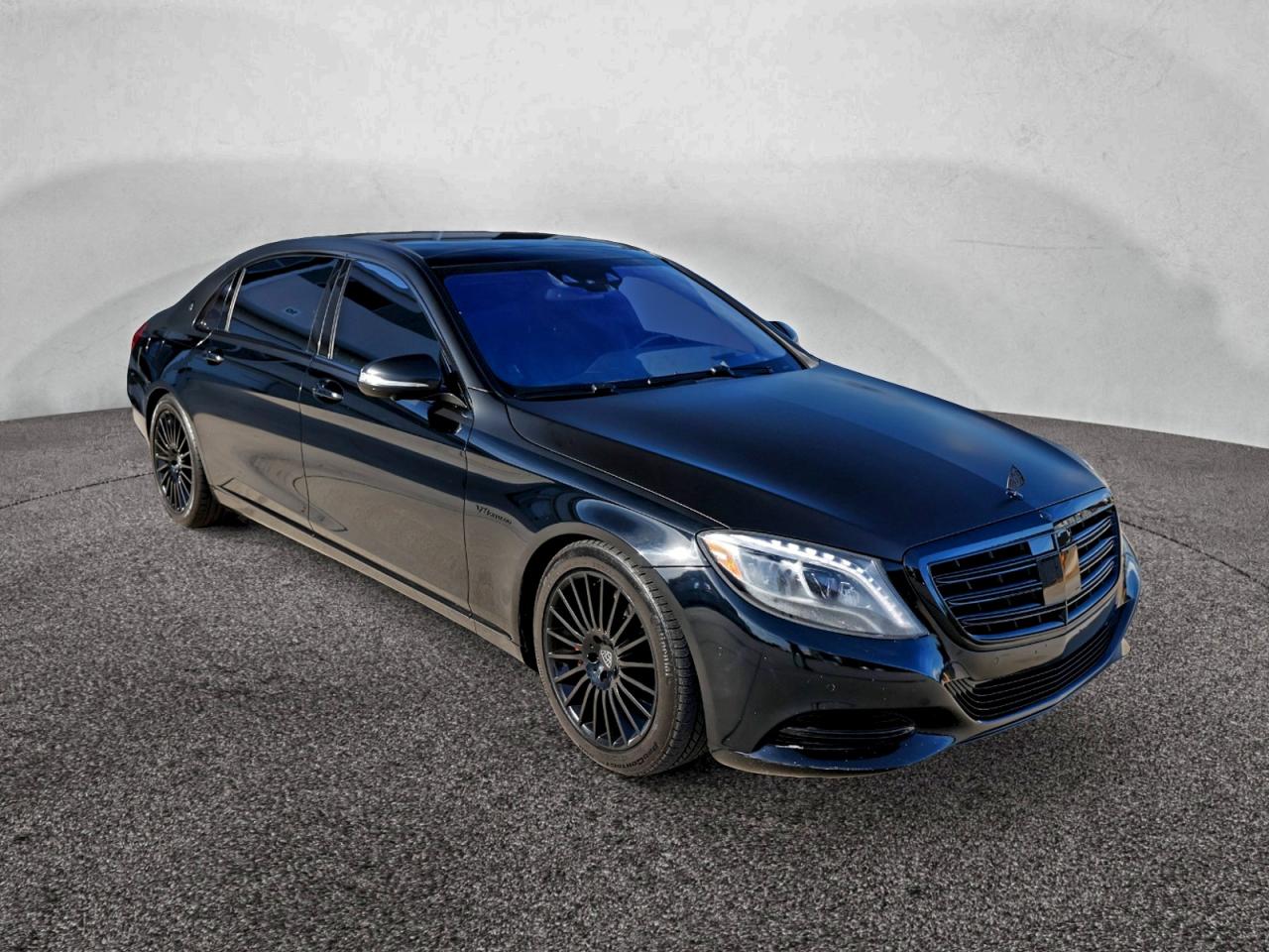 2017 Mercedes-Benz Maybach S 550, VIN WDDUX8FB4HA334046 — Normal wear