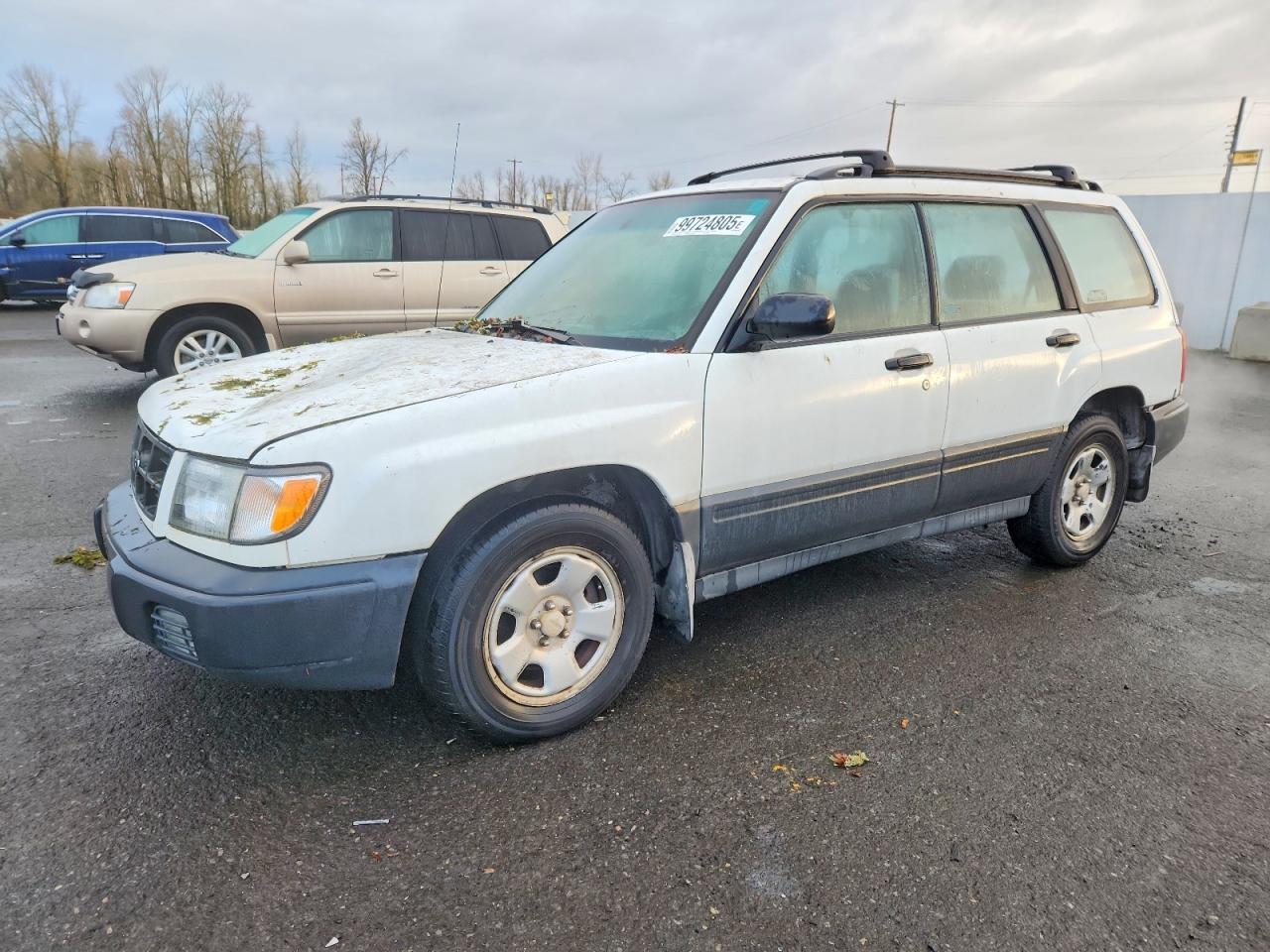 1998 Subaru Forester L, VIN JF1SF6356WH779633 — Front end