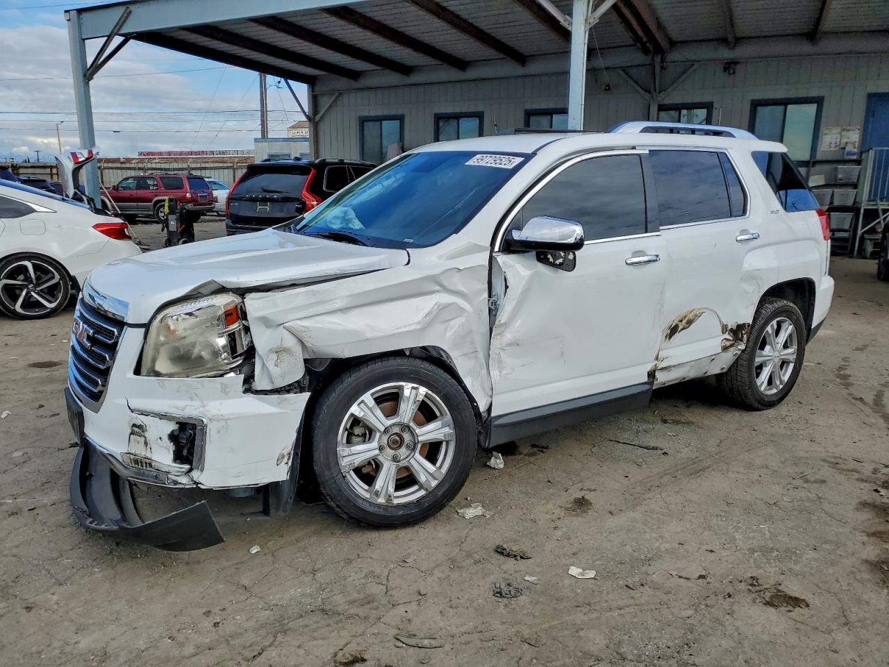 2016 GMC Terrain SLT, VIN 2GKFLPE37G6210792 — Front end
