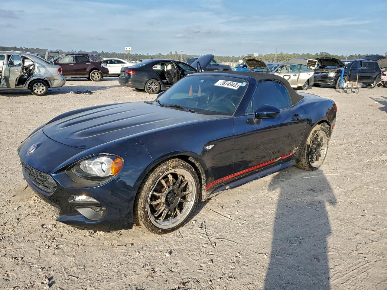 2018 FIAT 124 Spider Classica, VIN JC1NFAEK3J0133998 — Front end