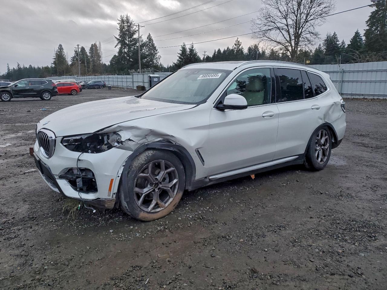 2021 BMW X3 xDrive30i, VIN 5UXTY5C06M9F30734 — Front end