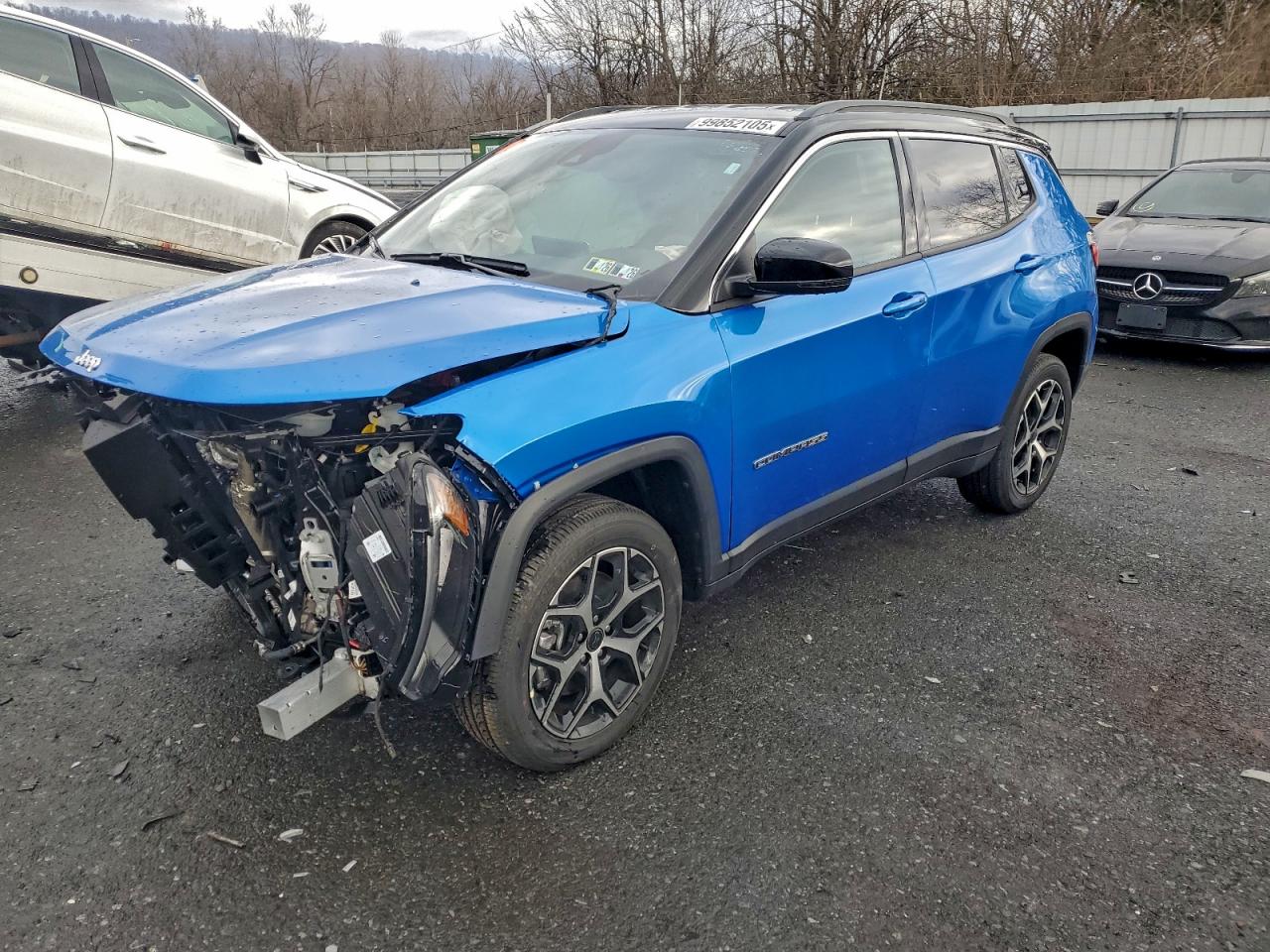 2026 Jeep Compass Limited, VIN 3C4NJDCN9TT177543 — Front end