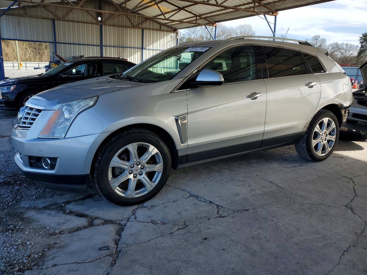 2016 Cadillac SRX Performance Collection, VIN 3GYFNCE39GS580863 — Rear end