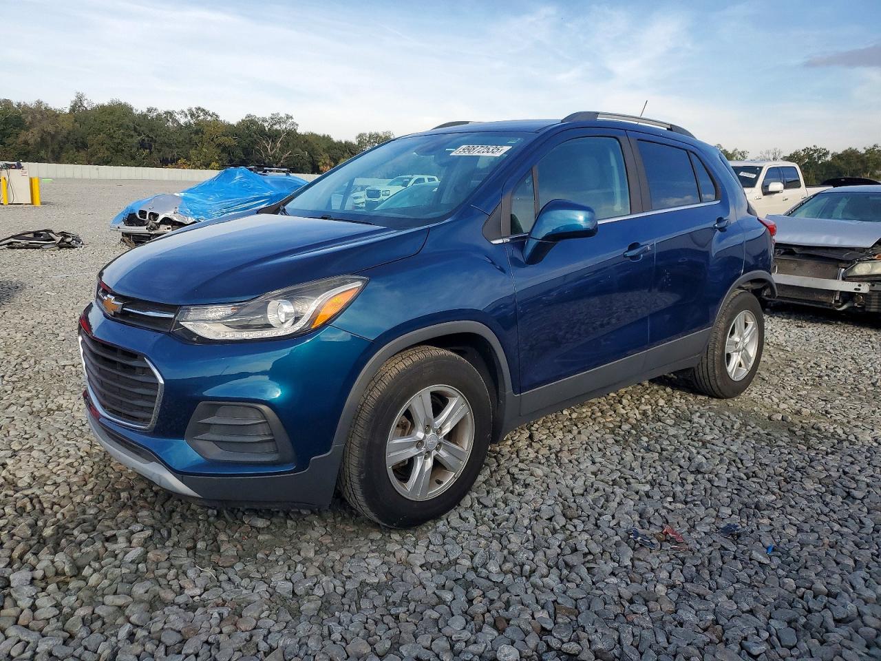 2020 Chevrolet Trax LT, VIN 3GNCJLSB6LL298448 — Rear end