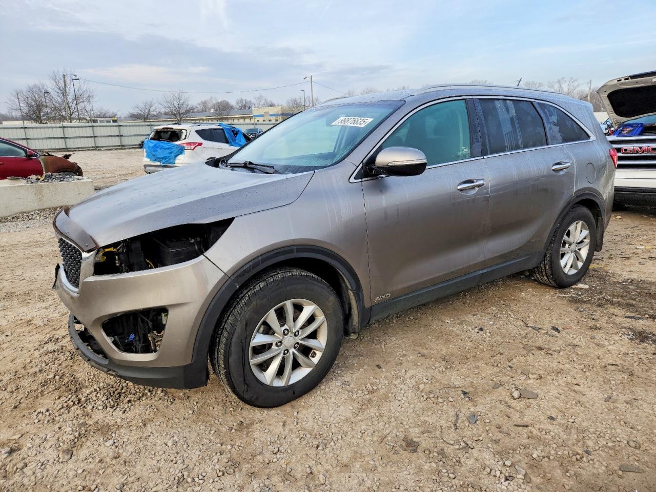2016 Kia Sorento LX, VIN 5XYPGDA33GG073068 — Front end