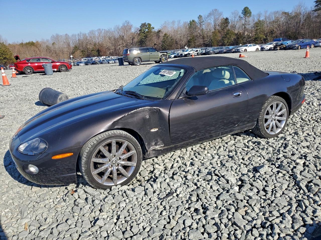 2006 Jaguar XK XK8, VIN SAJDA42C862A48280 — Front end