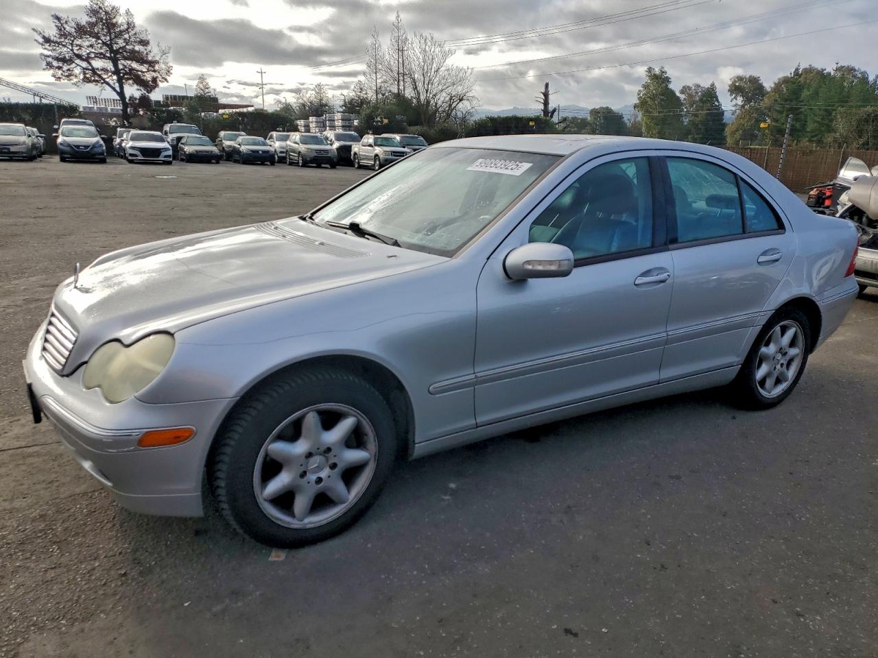 2001 Mercedes-Benz C 230/260/280/320, VIN WDBRF64JX1F094414 — Auction photo