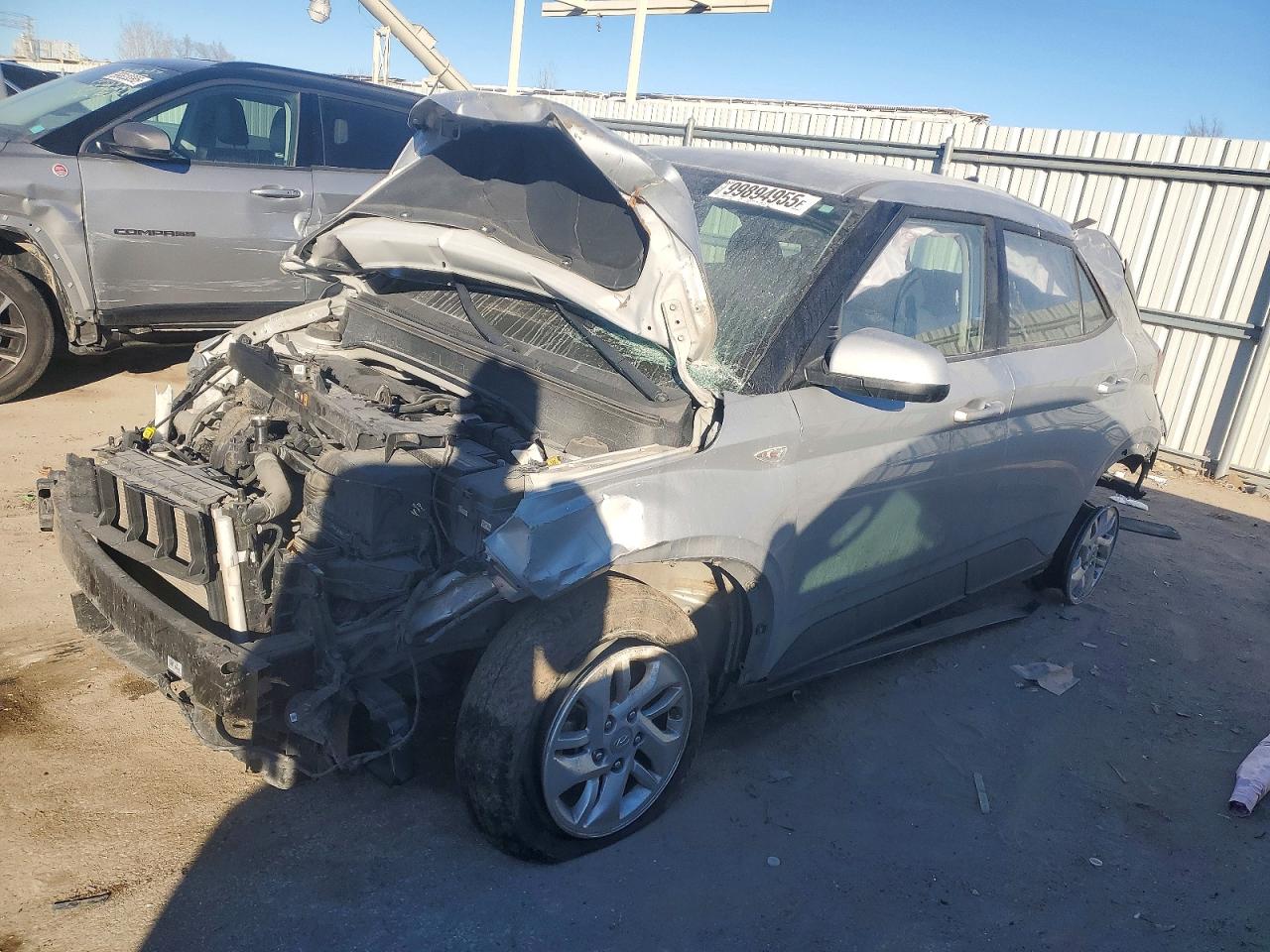 2021 Hyundai Venue SE, VIN KMHRB8A37MU065897 — All over