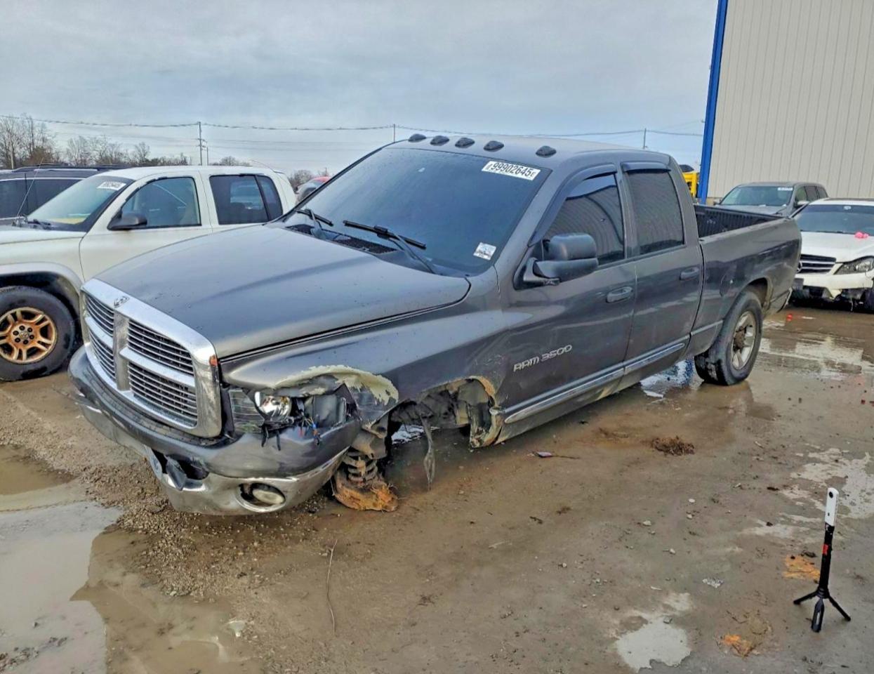2004 Dodge 3500 ST, VIN 3D7LA38C94G254890 — Перед