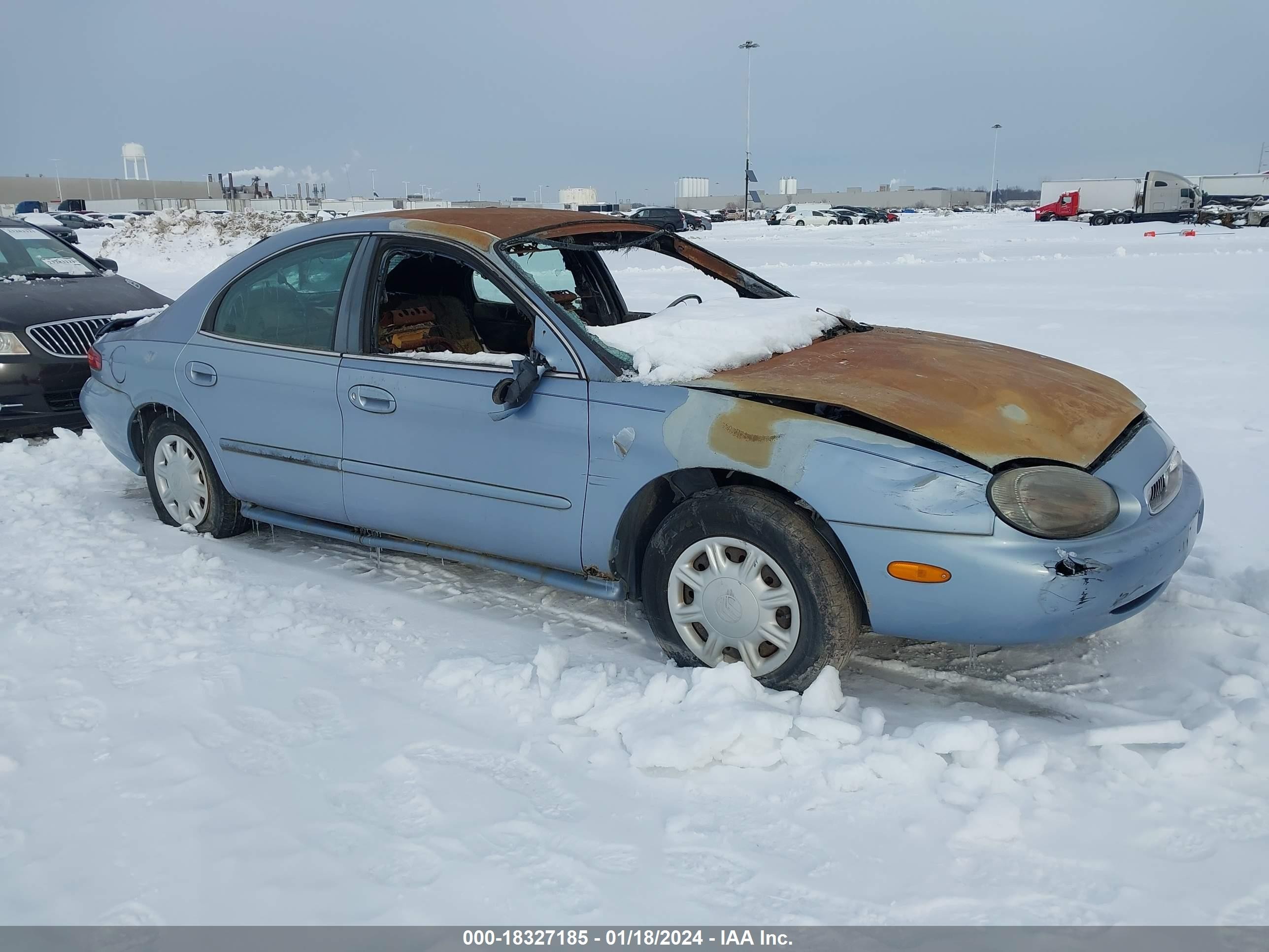 1998 Mercury Sable GS, VIN 1MEFM50U2WG616067 — Пожар