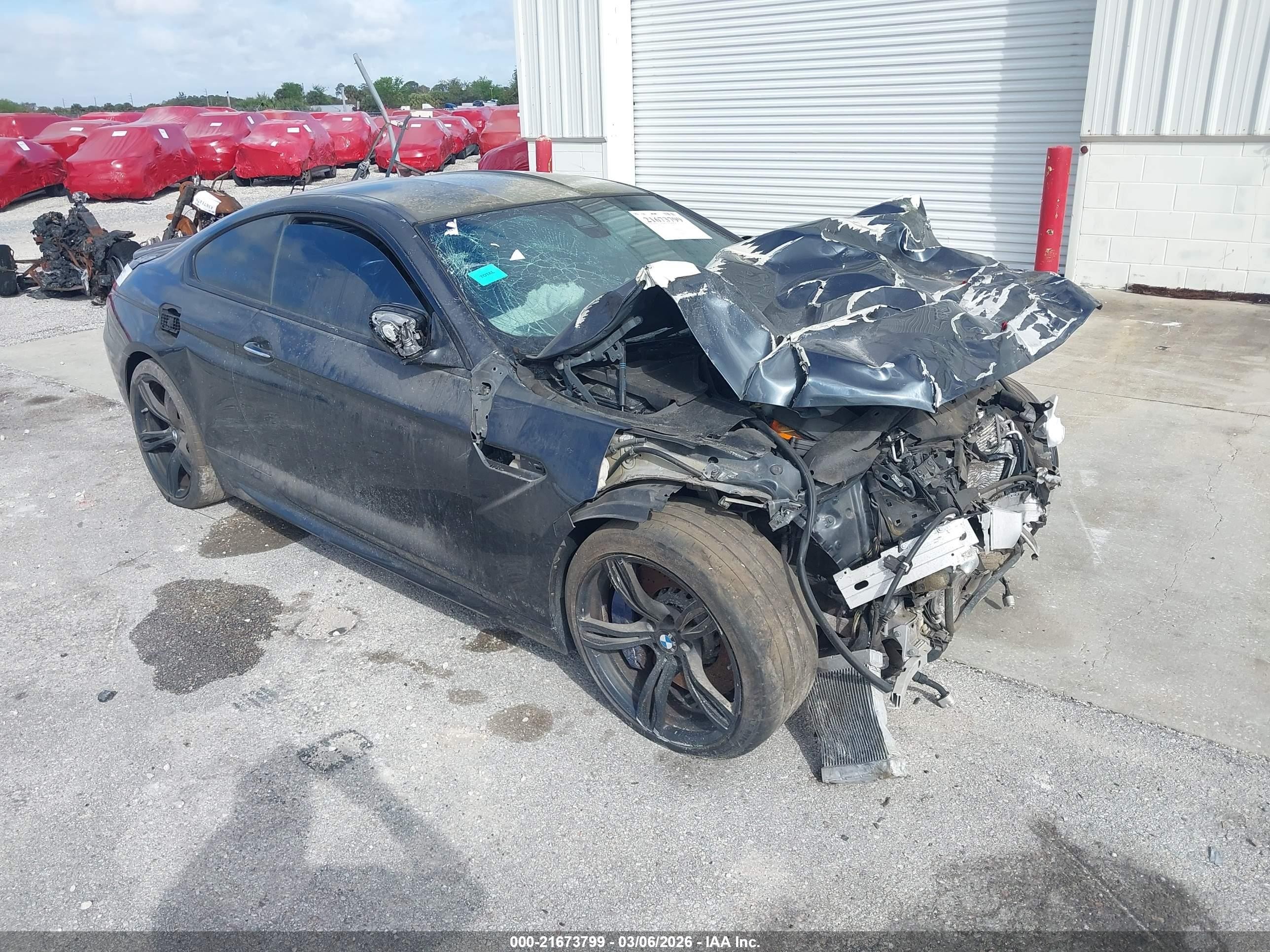 2015 BMW M6, VIN WBSLX9C53FD160663 — Front end