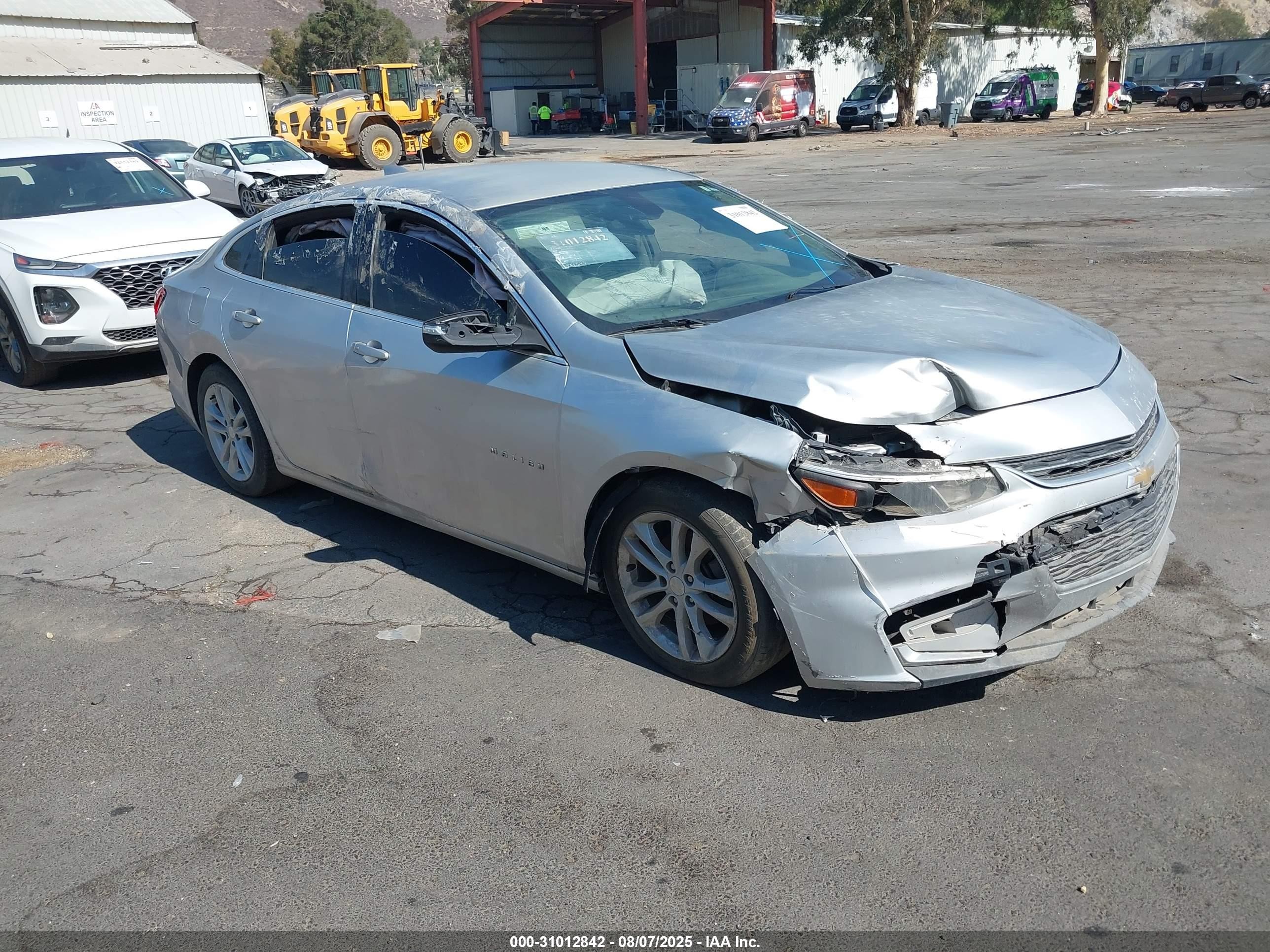 2017 Chevrolet Malibu LT, VIN 1G1ZE5ST6HF174928 — Front end