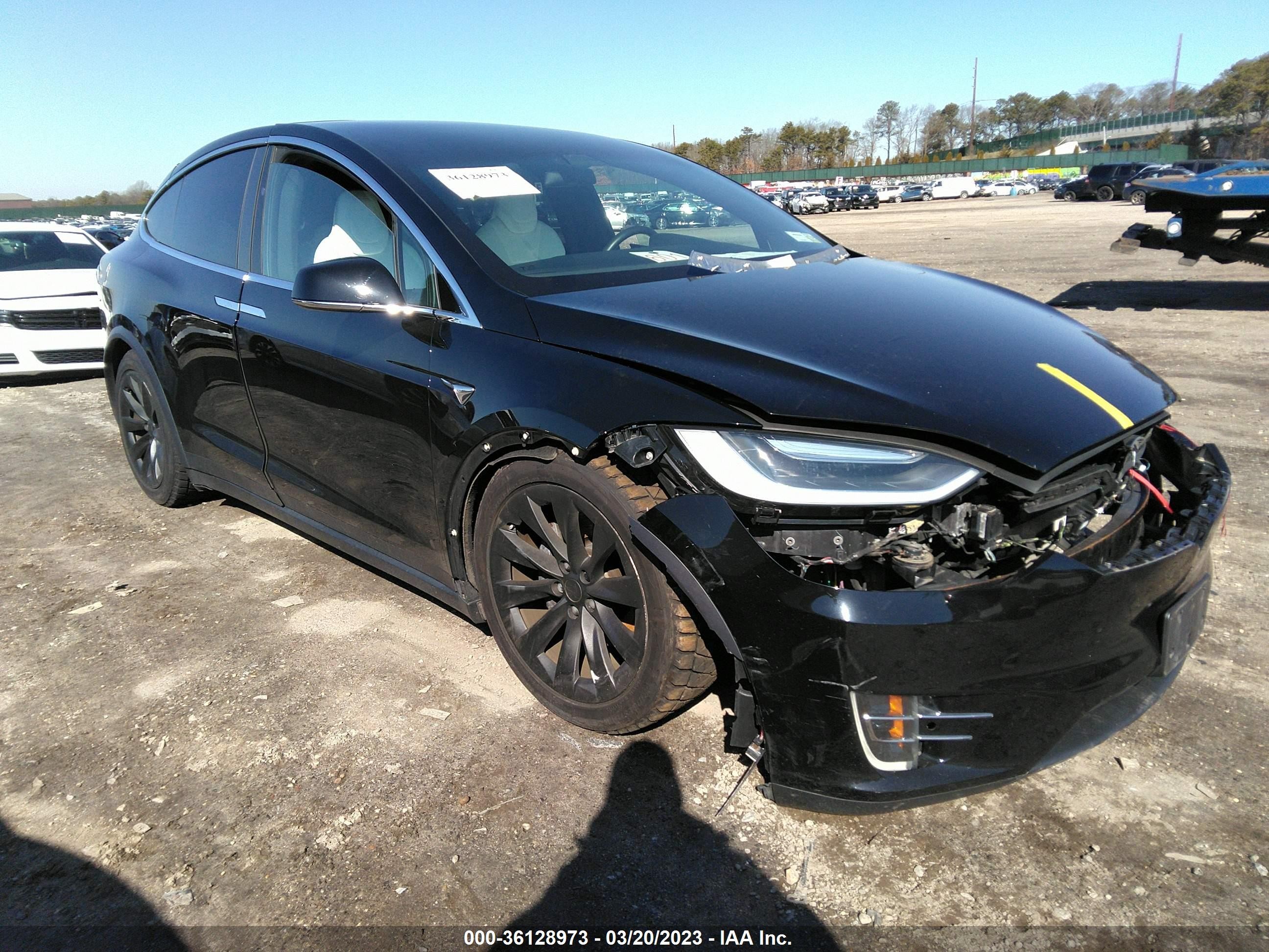 2016 Tesla Model X 70D, VIN 5YJXCDE26GF026587 — Not stated