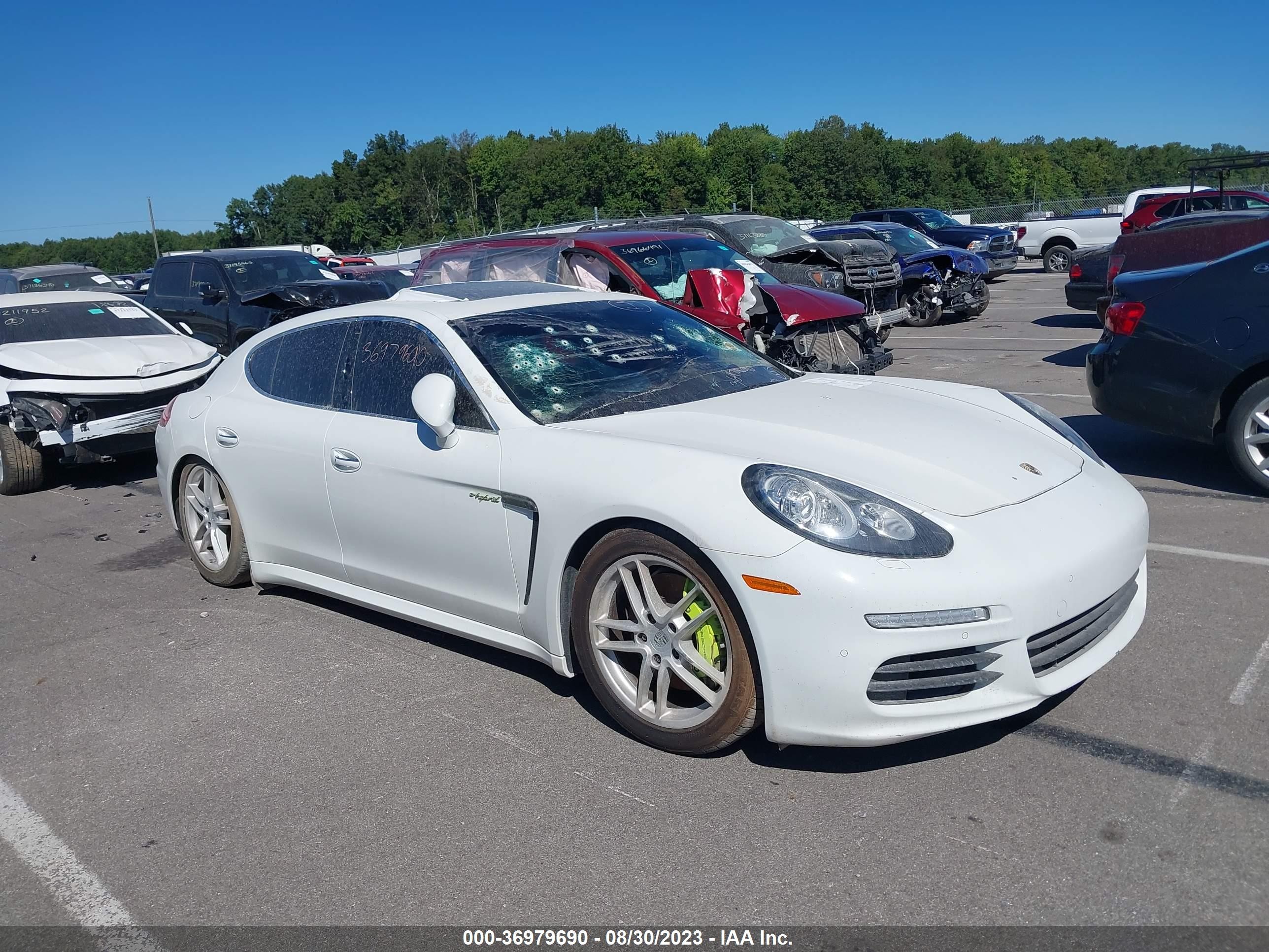 2015 Porsche Panamera S E-Hybrid, VIN WP0AD2A70FL040943 — Theft recovery