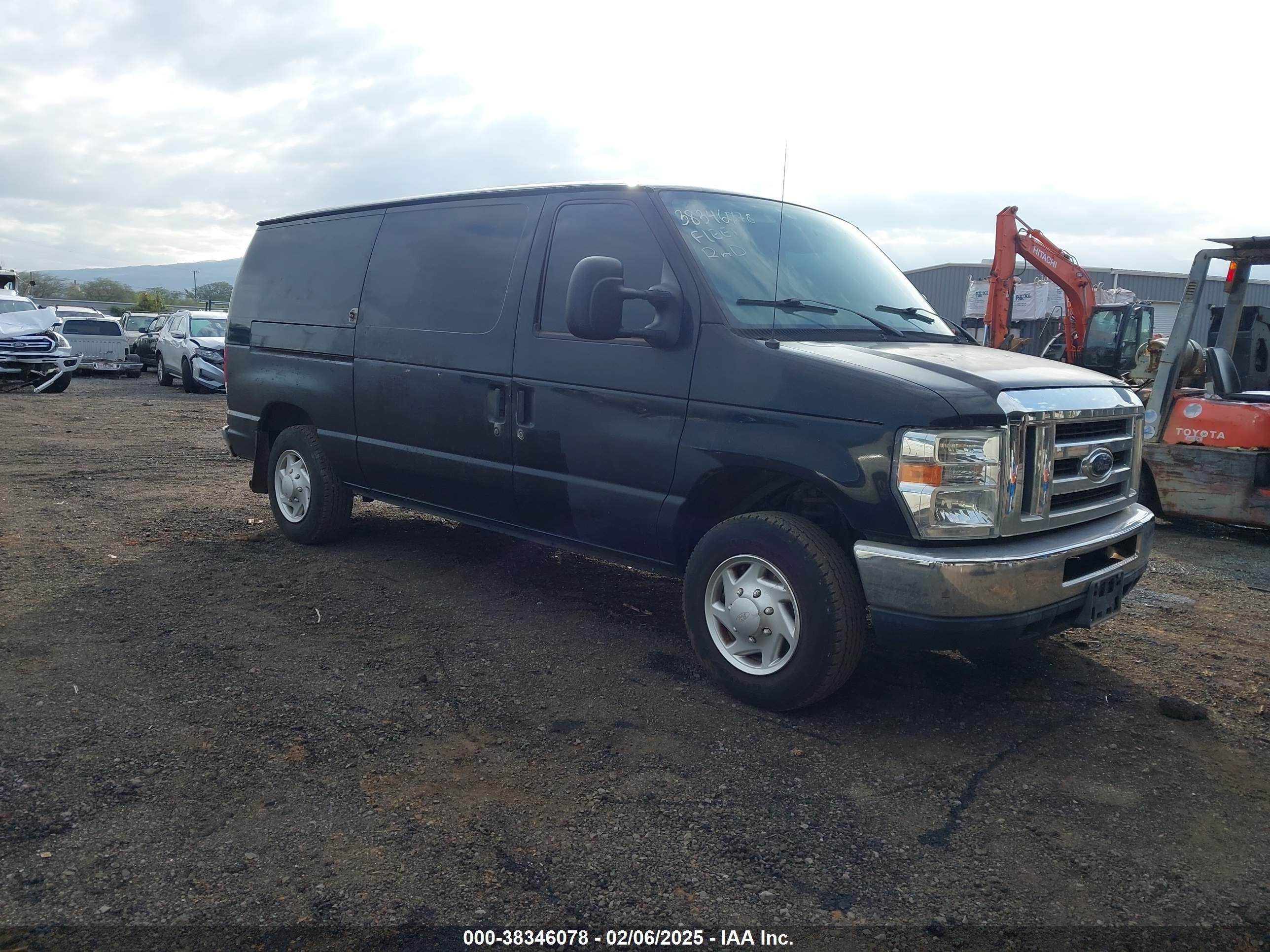 2013 Ford Econoline Cargo Commercial, VIN 1FTNE1EW3DDB19508 — Фото с аукциона