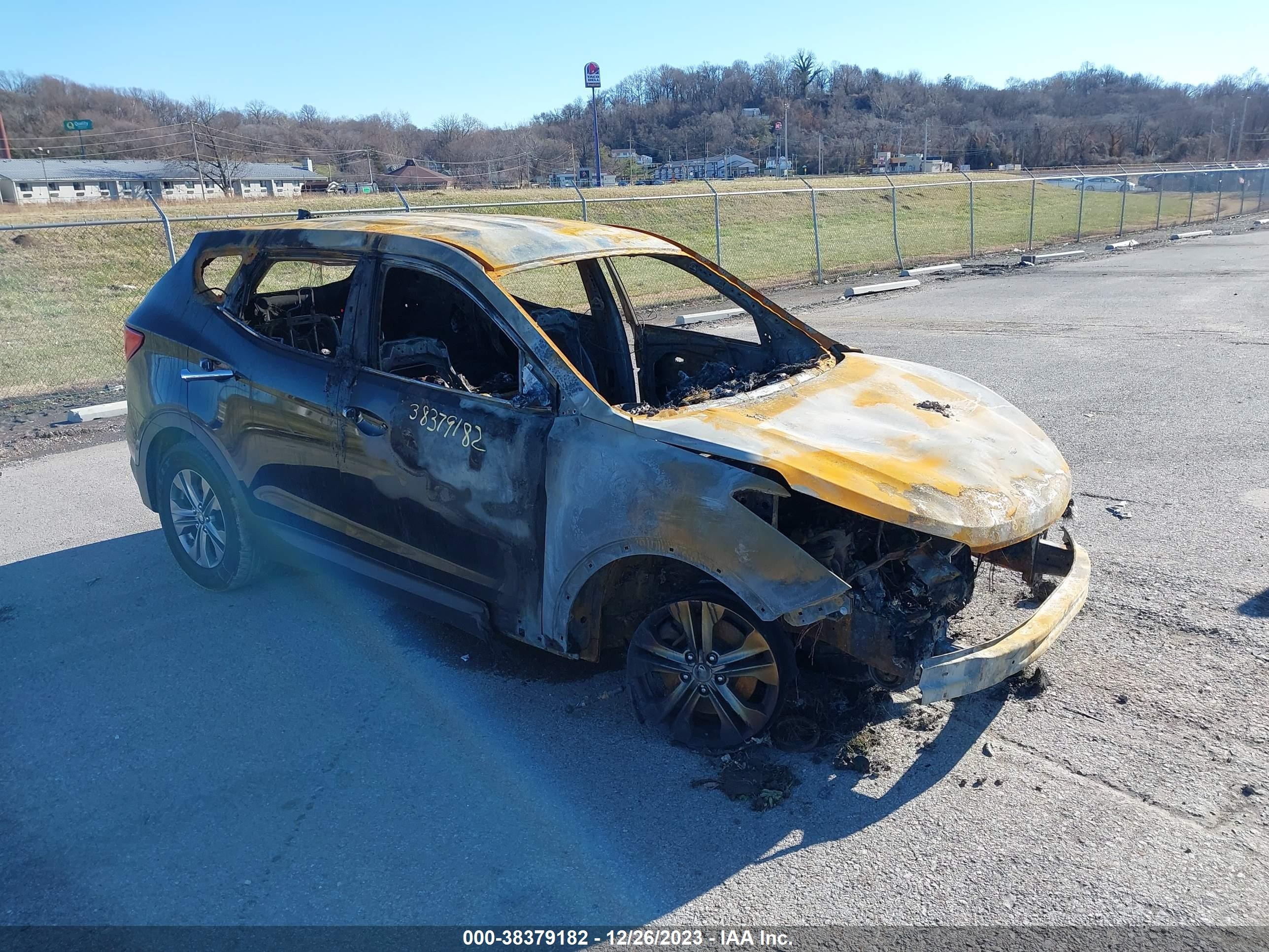 2016 Hyundai Santa Fe, VIN 5XYZTDLBXGG347410 — Burn